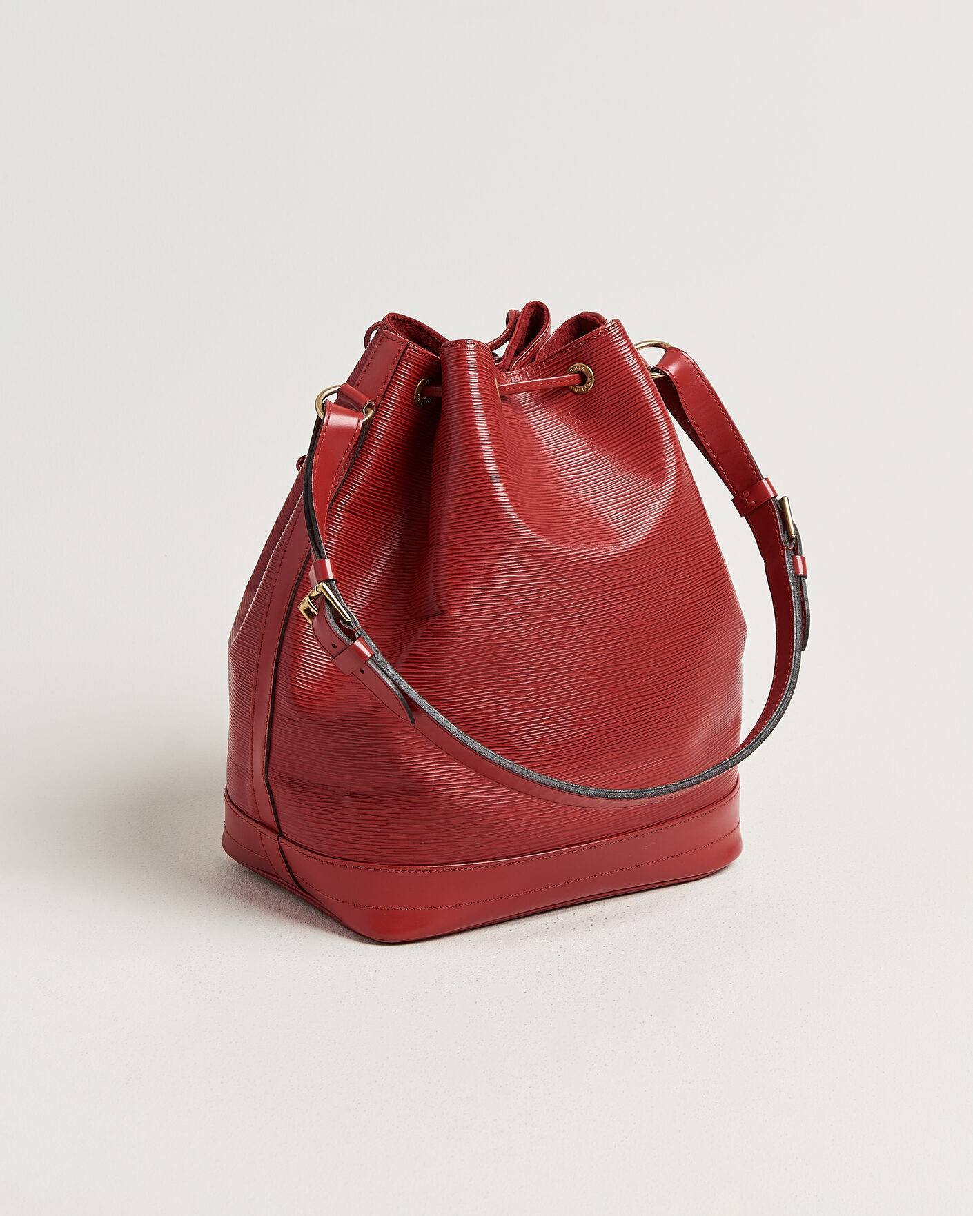 Herren | Pre-Owned & Vintage Bags | Louis Vuitton Pre-Owned | Noé Epi Leather Red
