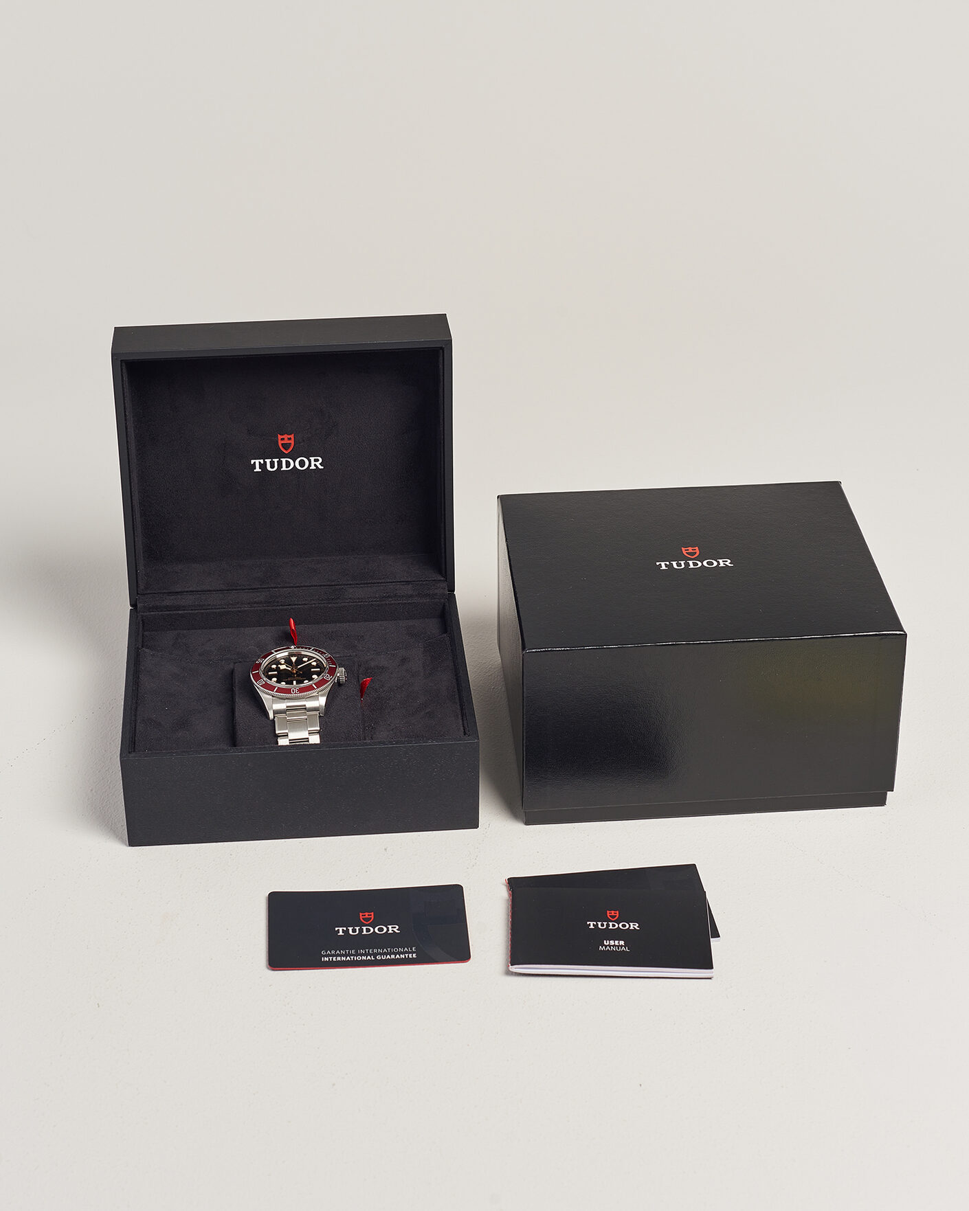 Herren | Pre-Owned & Vintage Watches | Tudor Pre-Owned | Black Bay Burgundy 41