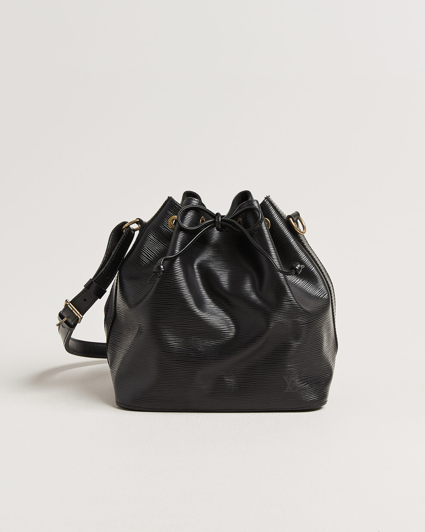 Herren | Pre-Owned & Vintage Bags | Louis Vuitton Pre-Owned | Petit Noé Epi Leather Black