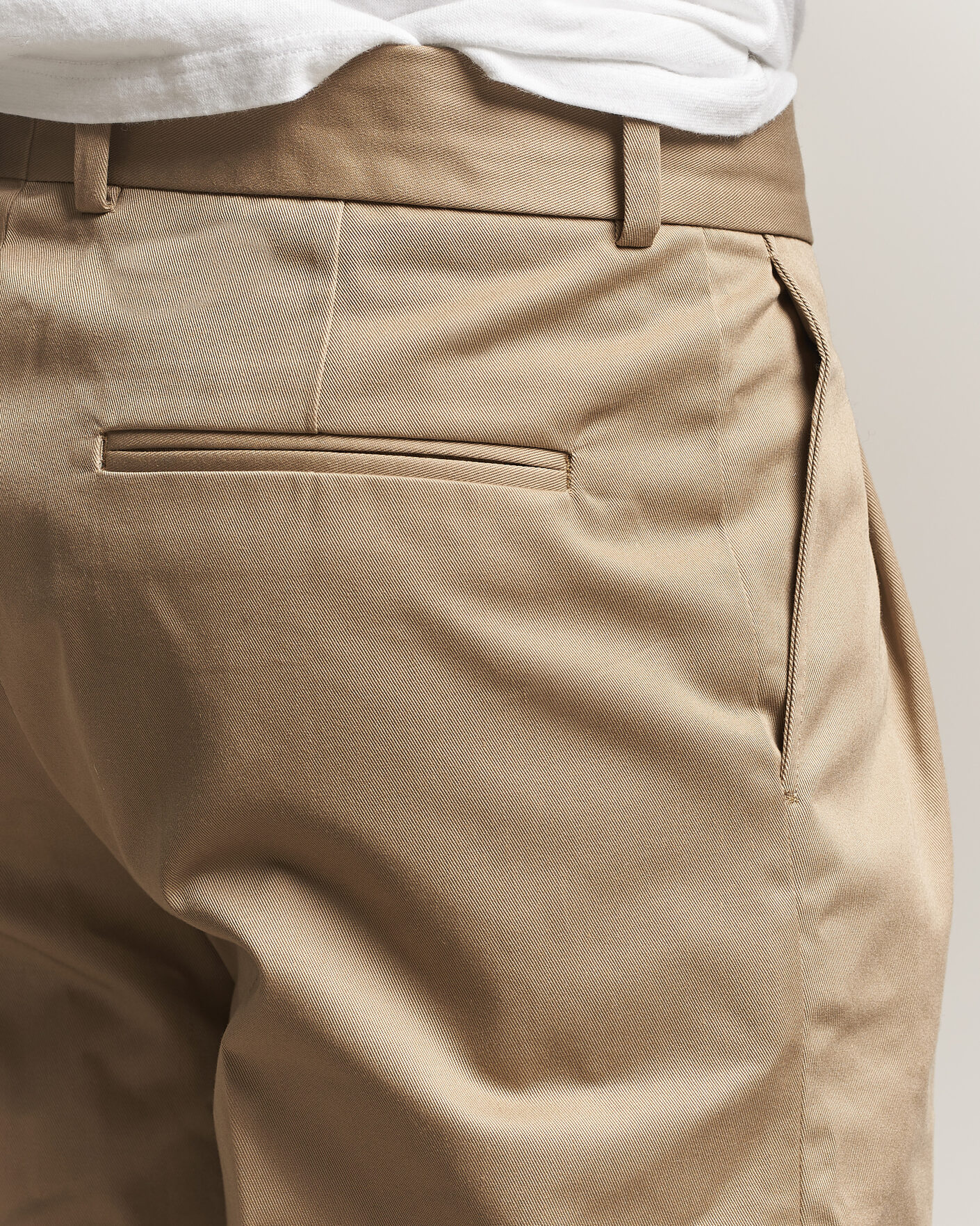 Herren | Hosen | Drôle de Monsieur | Gabardine Pleated Trousers Beige