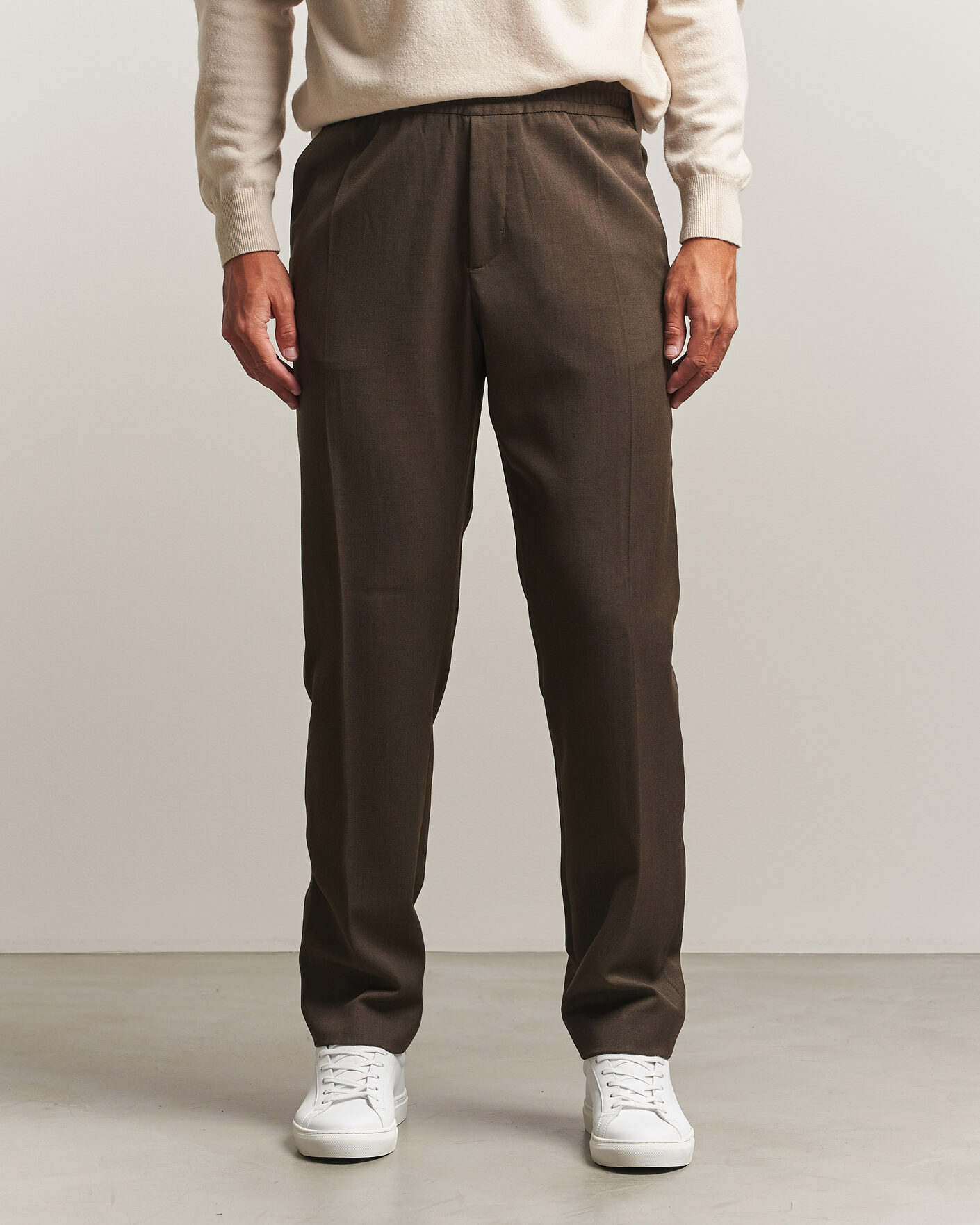Herren | Hosen | Filippa K | Theo Relaxed Wool Trousers Walnut Brown