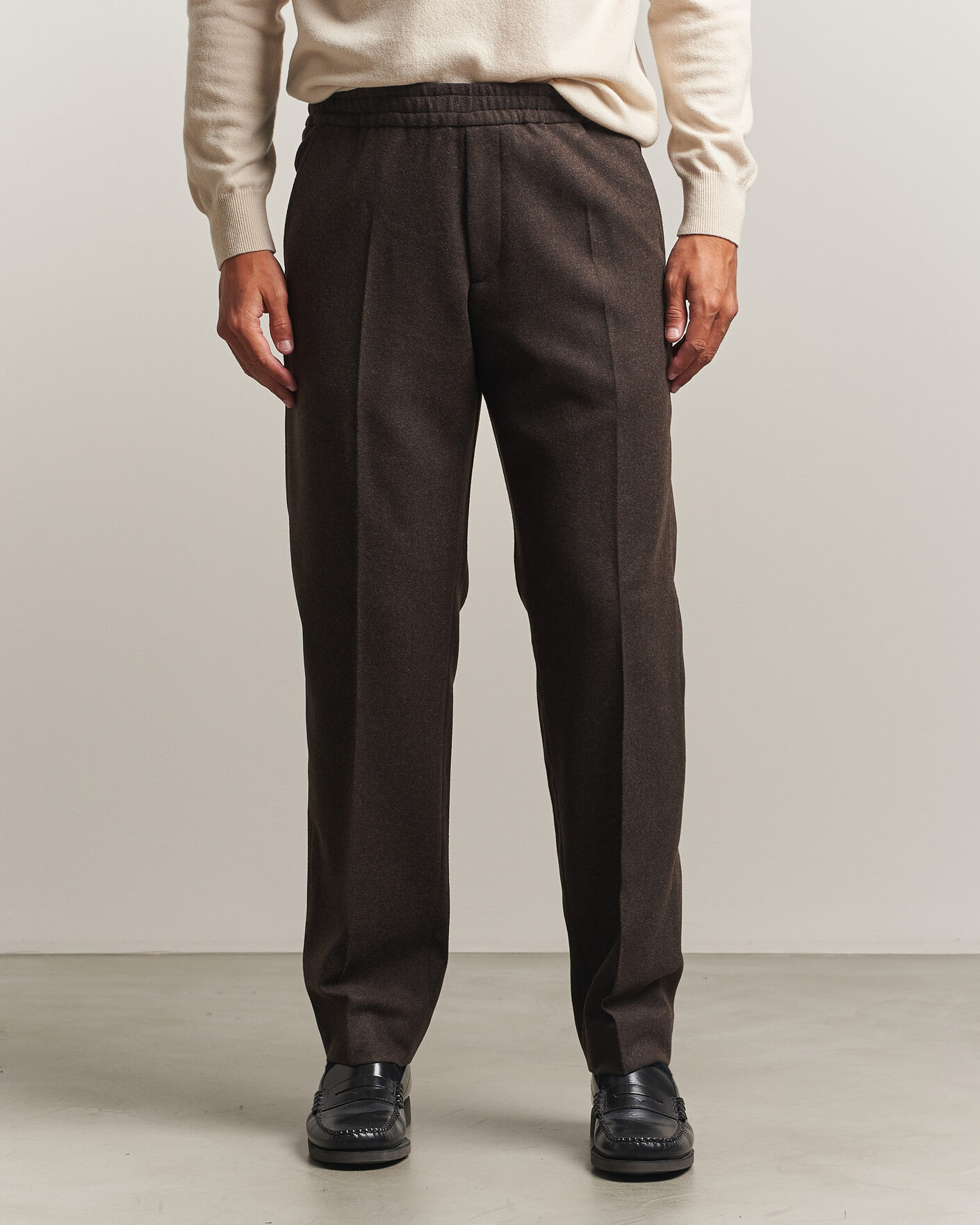 Herren | Hosen | Filippa K | Theo Relaxed Flannel Trousers Walnut Brown