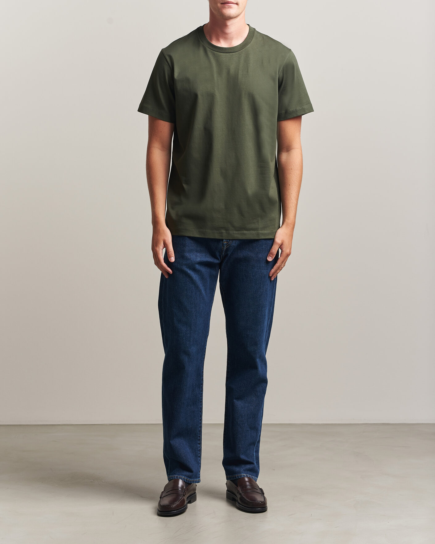 Herren | T-Shirts | Filippa K | Filip Crew Neck T-Shirt Night Green