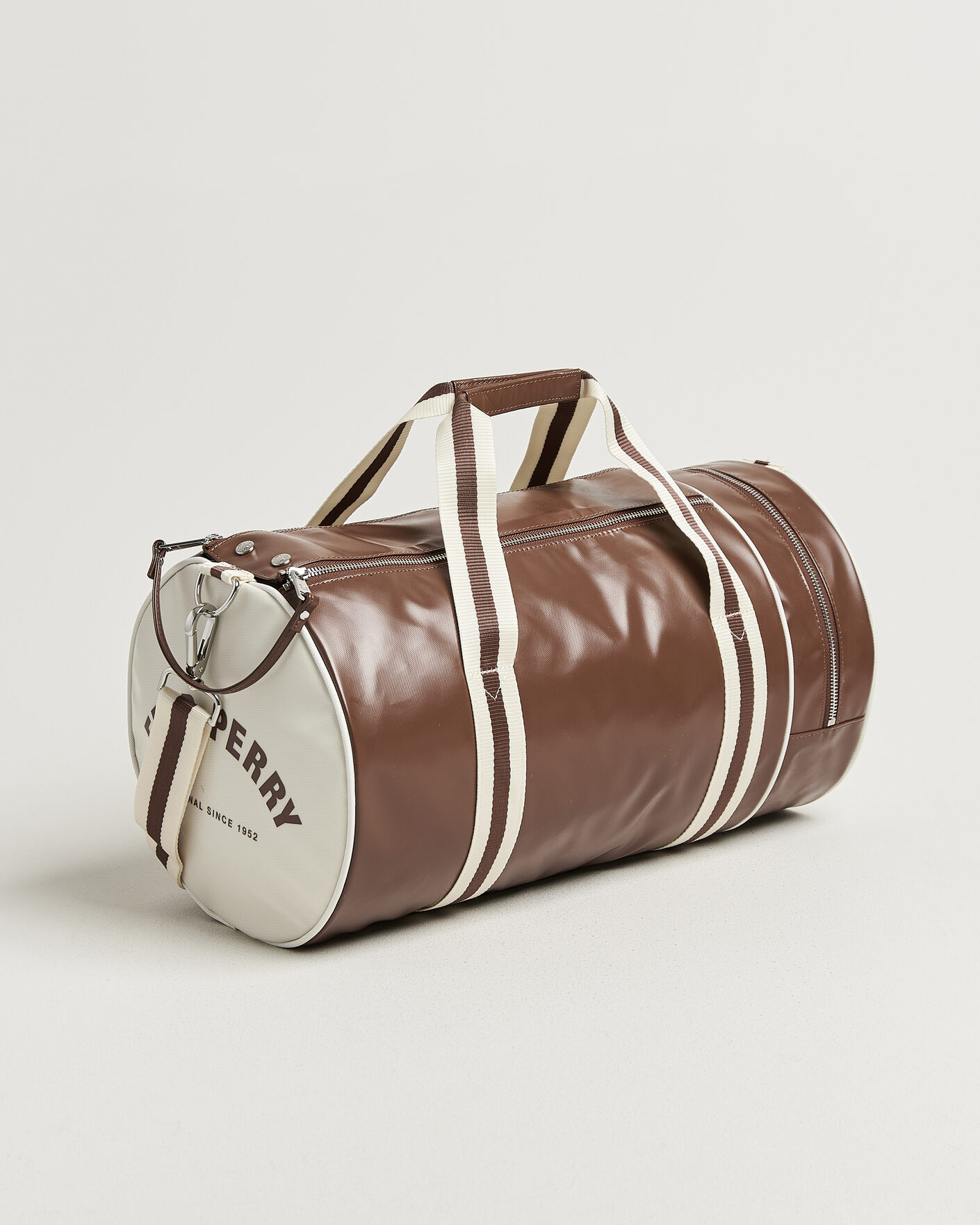 Herren | Taschen | Fred Perry | Classic Barrel Bag Tan