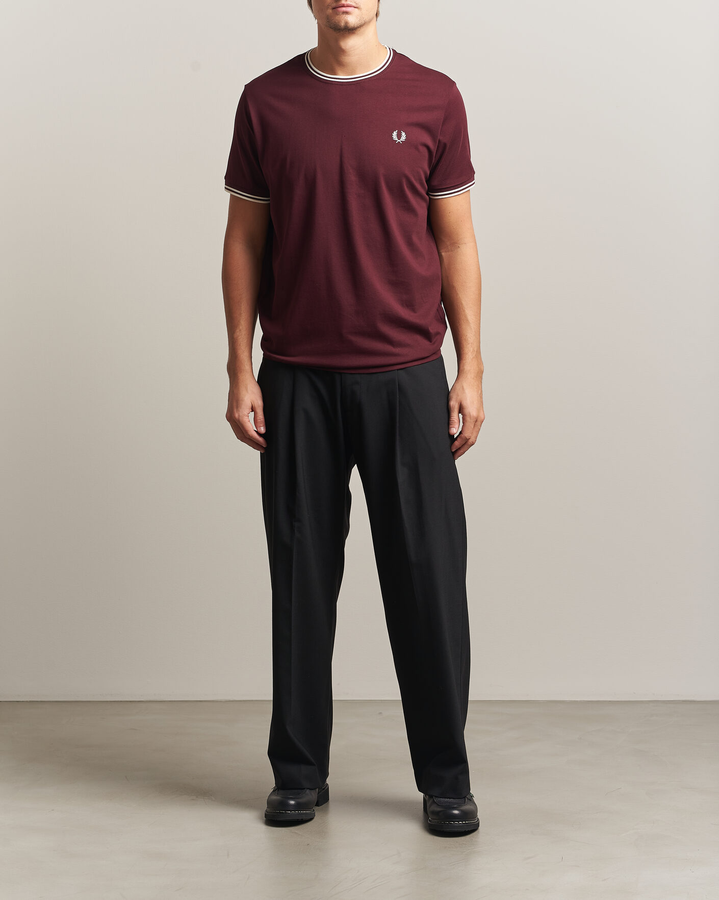 Herren | T-Shirts | Fred Perry | Twin Tipped T-Shirt Oxblood