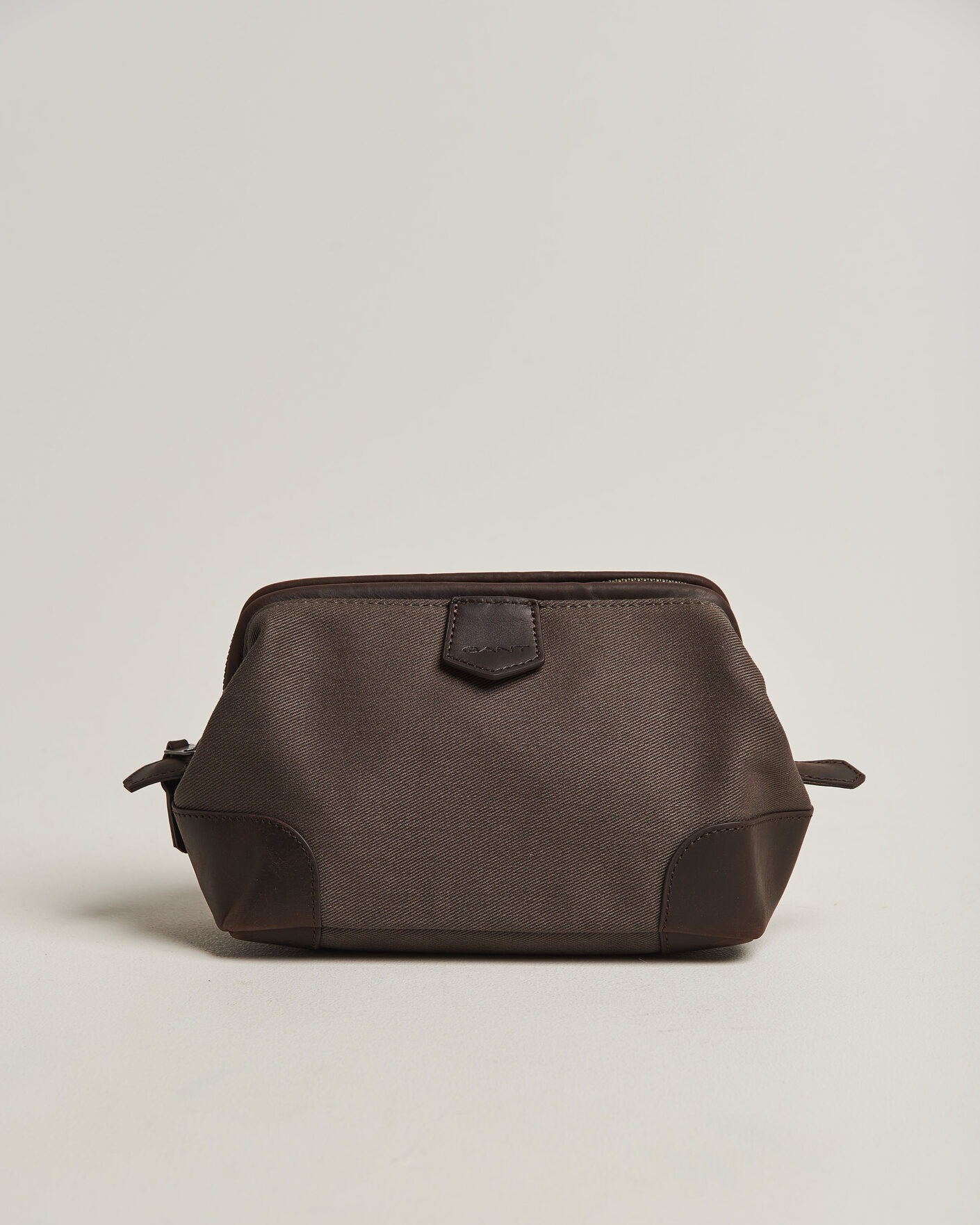 Herren | Taschen | Gant | Modern Premium Canvas Washbag Faded Taupe