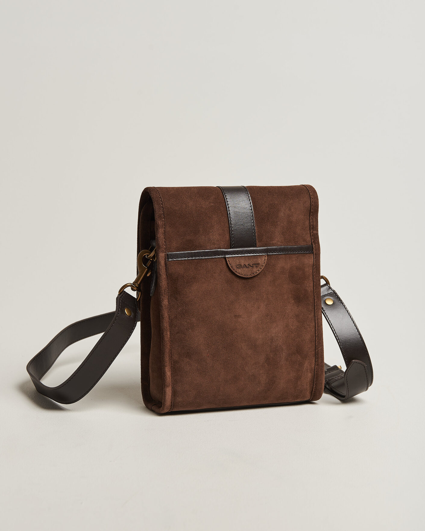 Herren | Taschen | Gant | Suede Shoulder Bag Soil Brown