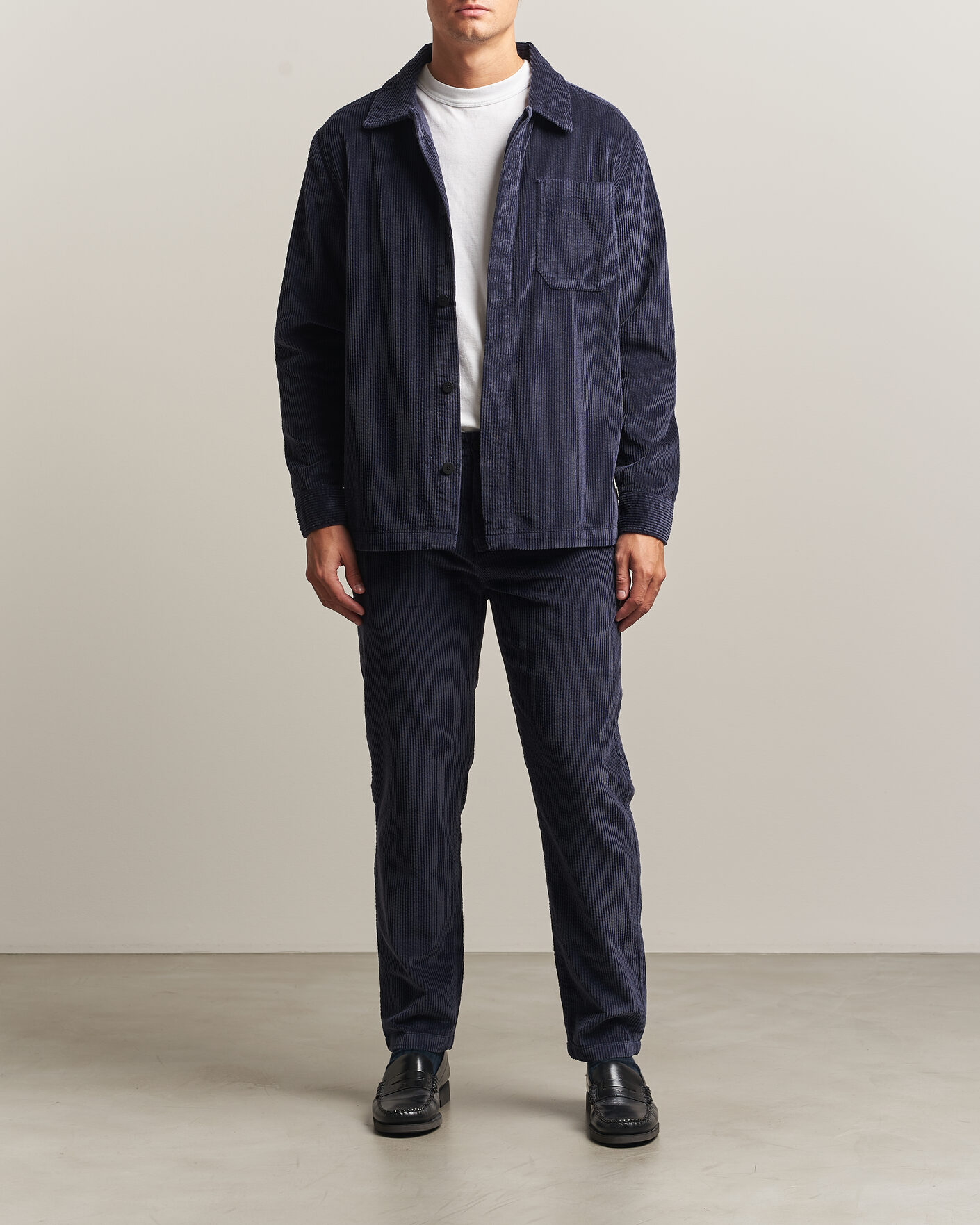 Herren | Hosen | KnowledgeCotton Apparel | Chuck Regular Cord Trousers Night Sky