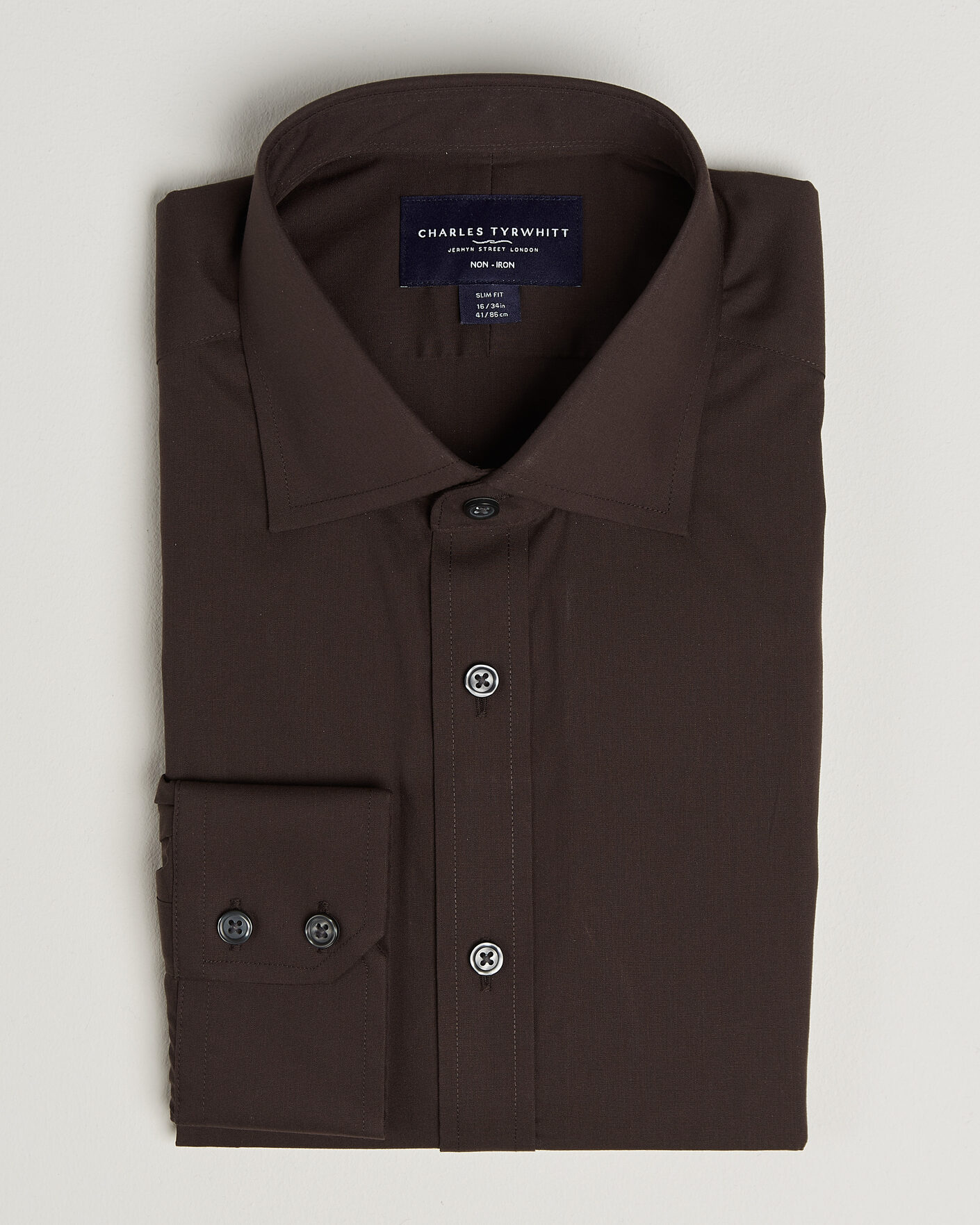 Herren | Hemden | Charles Tyrwhitt | Slim Fit Non Iron Poplin Cut Away Shirt Chocolate