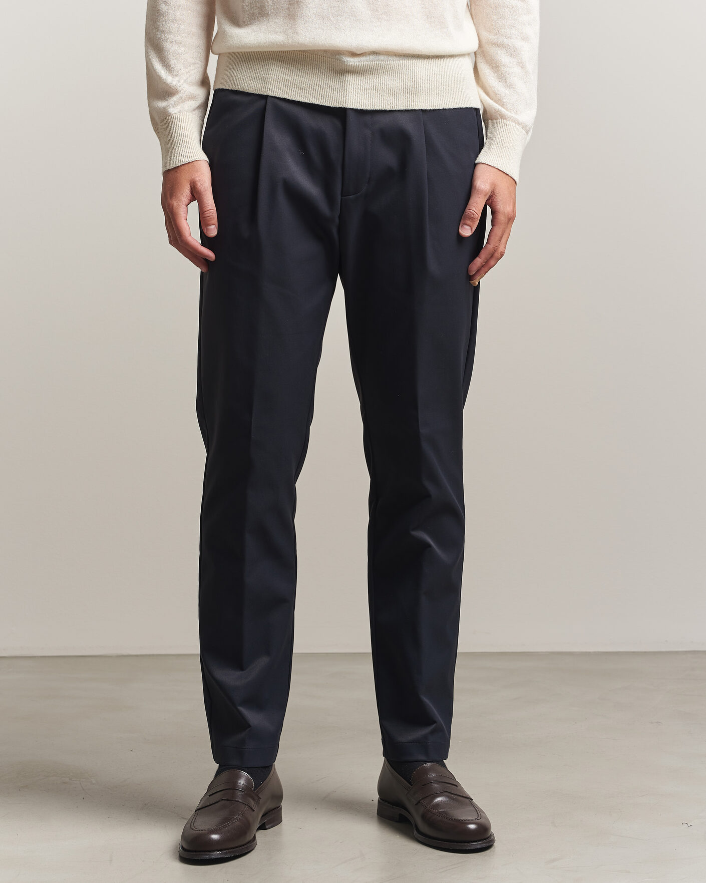 Herren | Hosen | Herno | Pleated Technical Cotton Trousers Navy