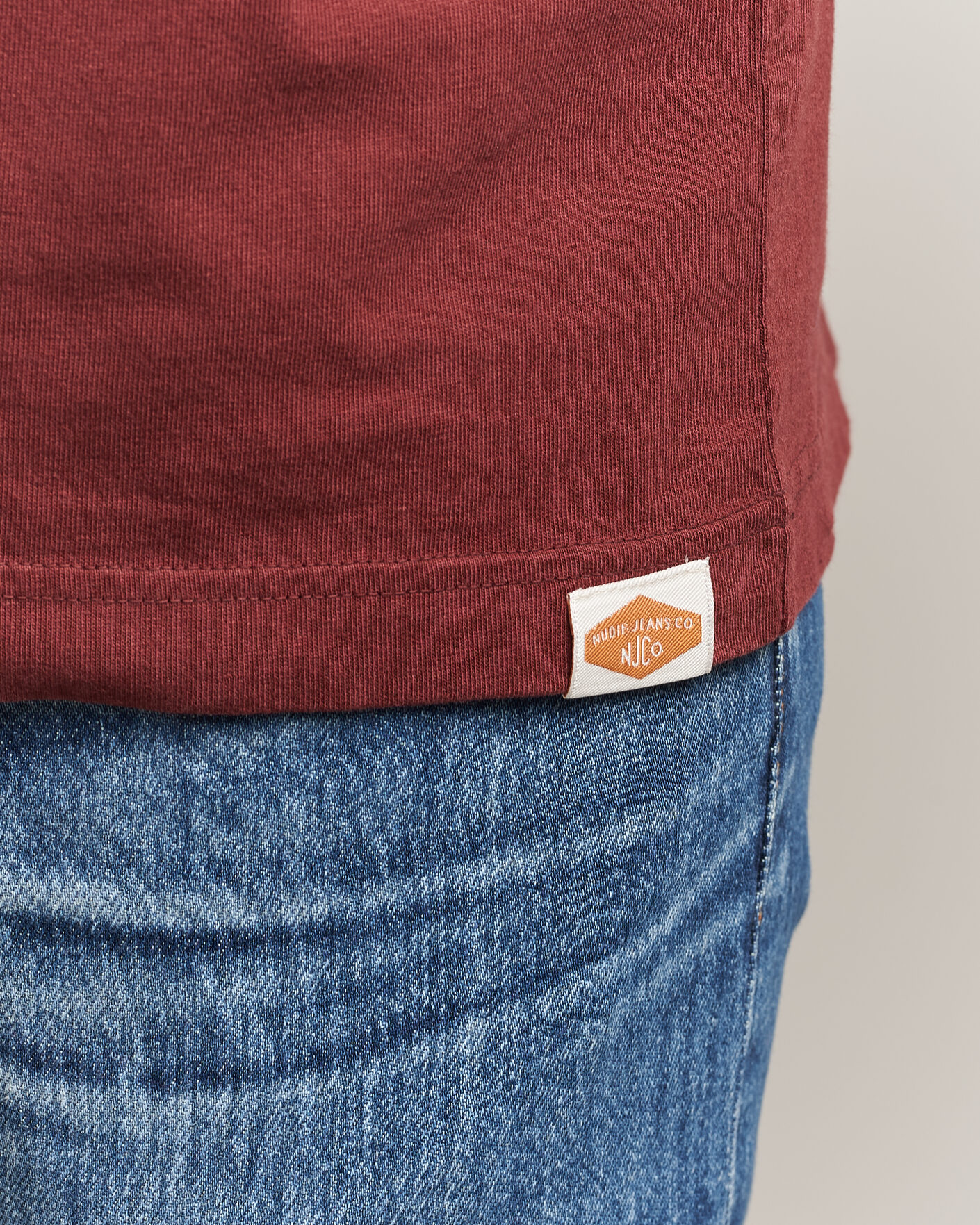 Herren | T-Shirts | Nudie Jeans | Uno Everyday Crew Neck T-Shirt Burgundy
