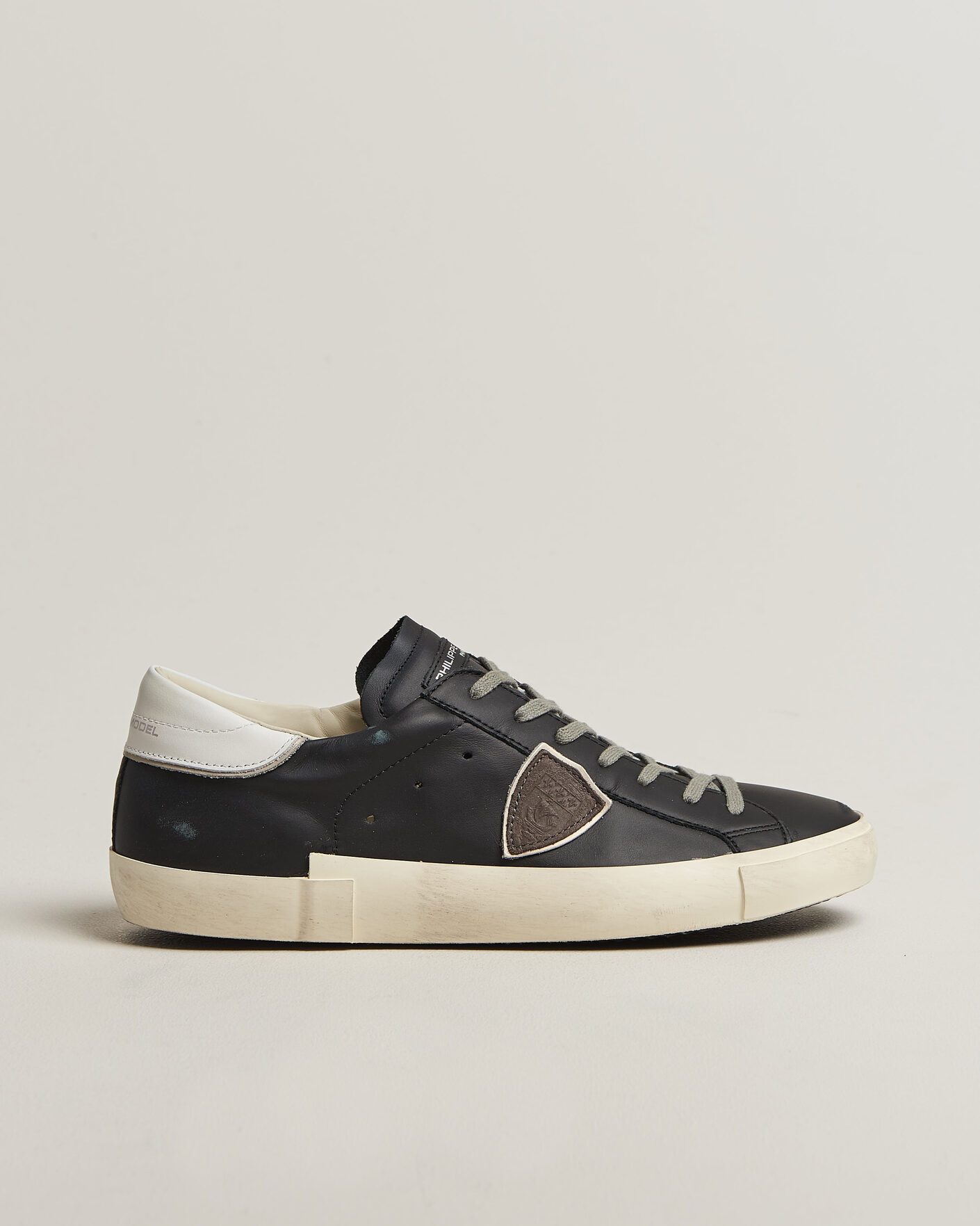 Herren | Sneaker | Philippe Model | PRSX Low Top Suede Sneaker Black/White