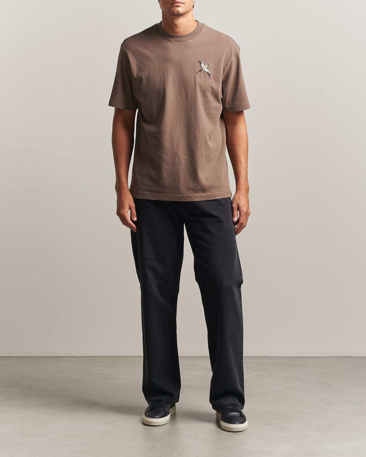 Herren | T-Shirts | Axel Arigato | Micro Bee Birt T-Shirt Coffee Brown