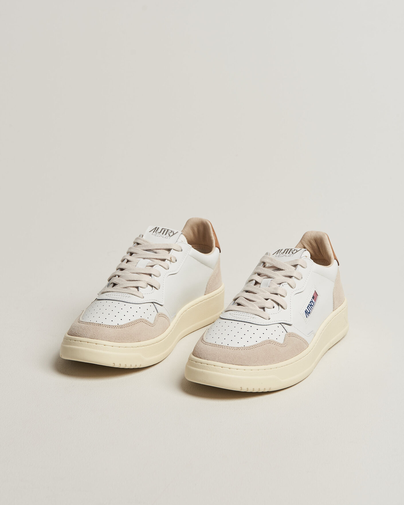 Herren | Sneaker | Autry | Medalist Low Leather/Suede Sneaker White/Lion
