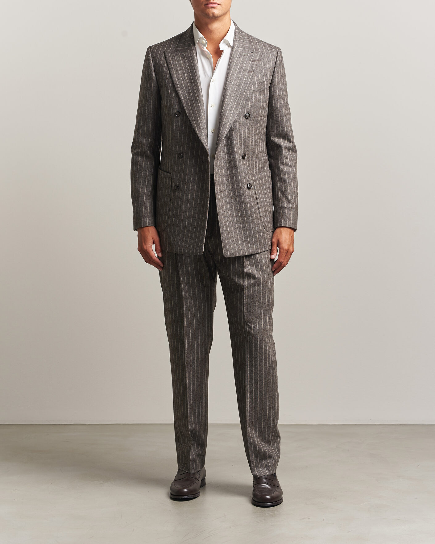 Herren | Hosen | Tiger of Sweden | Theo Wool Pleated Pinstriped Trousers Grey Brown