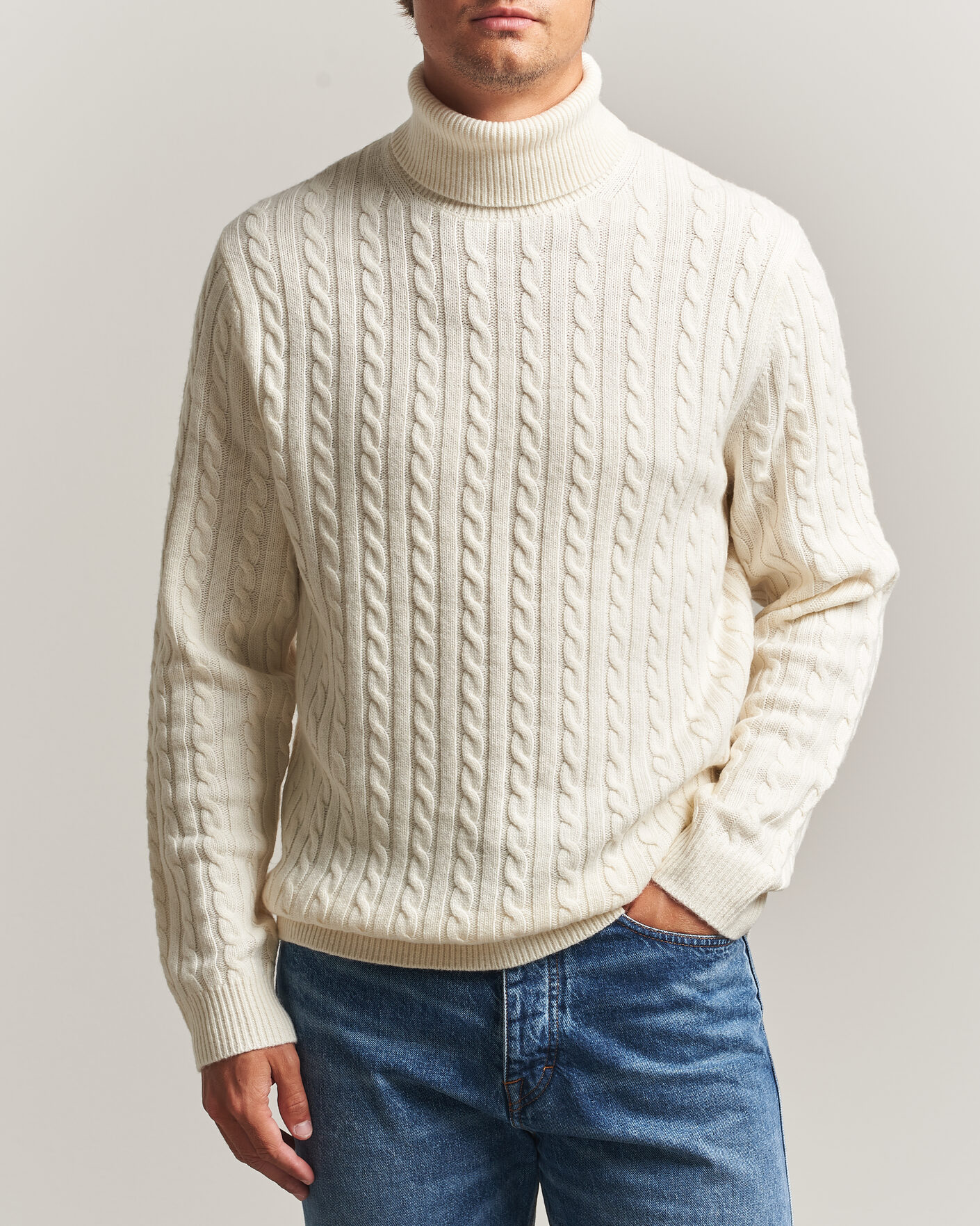Herren | Pullover | Tiger of Sweden | Wilde Wool/Cashmere Cable Turtleneck Porcelain Cream