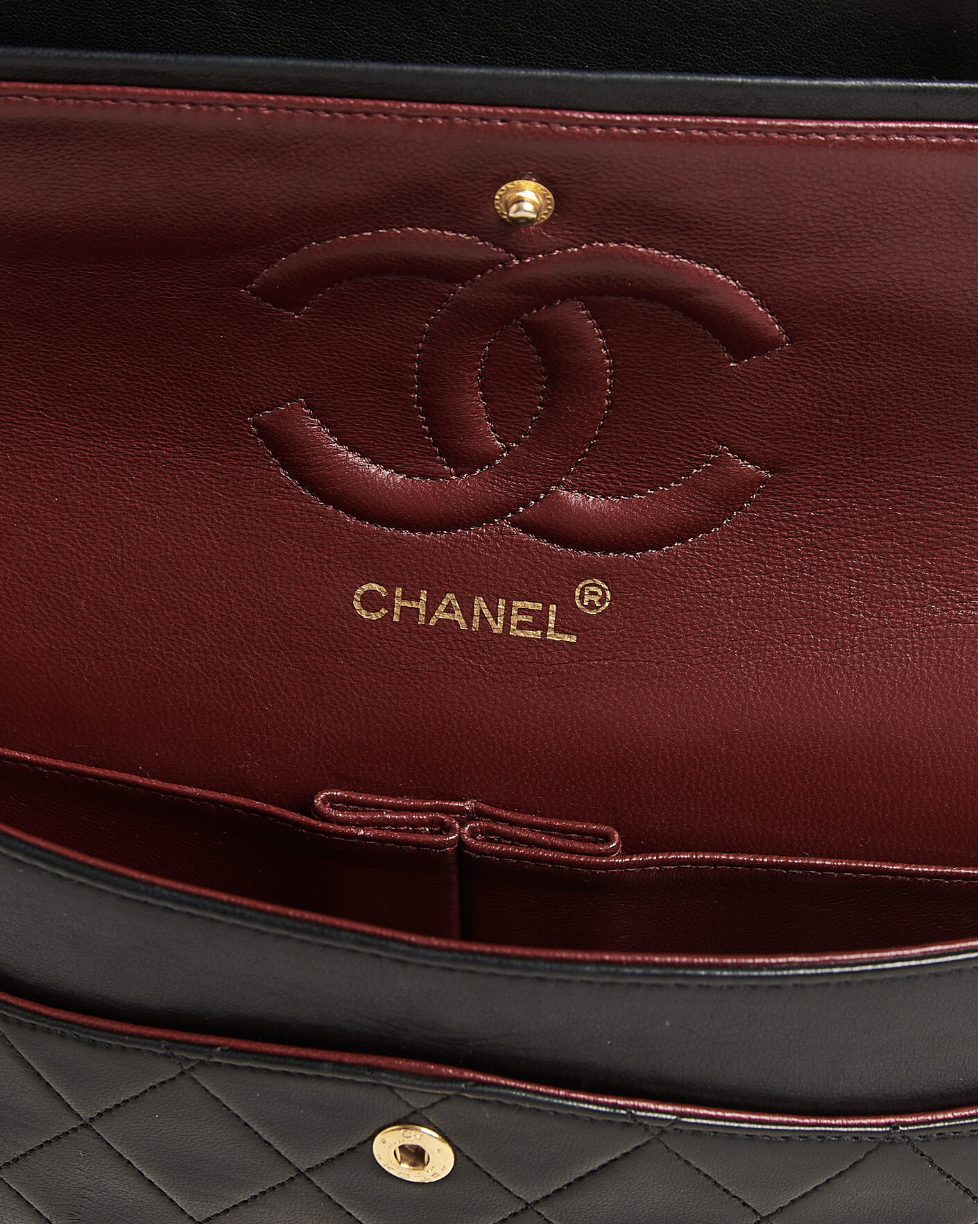 Herren | Pre-Owned & Vintage Bags | Chanel Pre-Owned | Classic Medium Double Flap Bag Lambskin Black