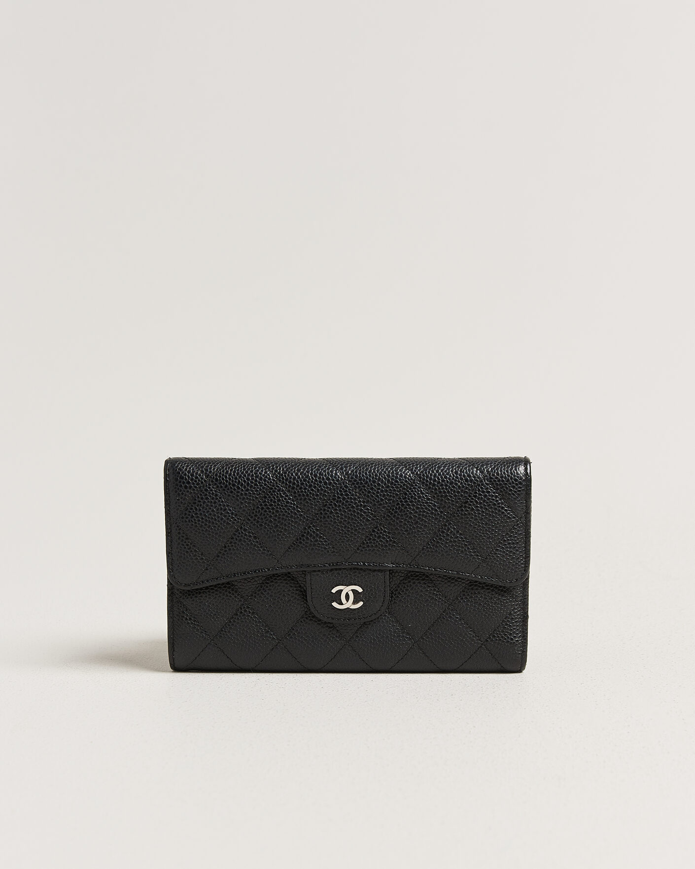 Herren | Pre-Owned & Vintage Bags | Chanel Pre-Owned | Classic Trifold Flap Wallet Caviar Leather Black