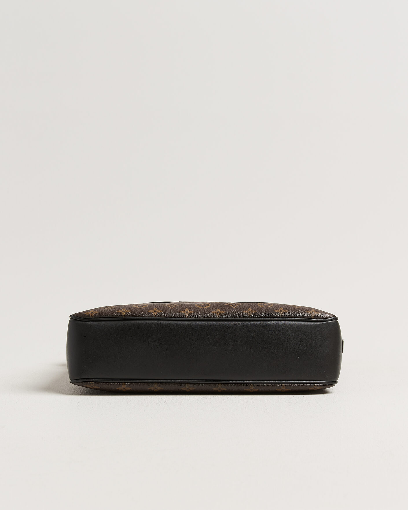 Herren | Pre-Owned & Vintage Bags | Louis Vuitton Pre-Owned | Abbesses Messenger Bag Monogram Macassar