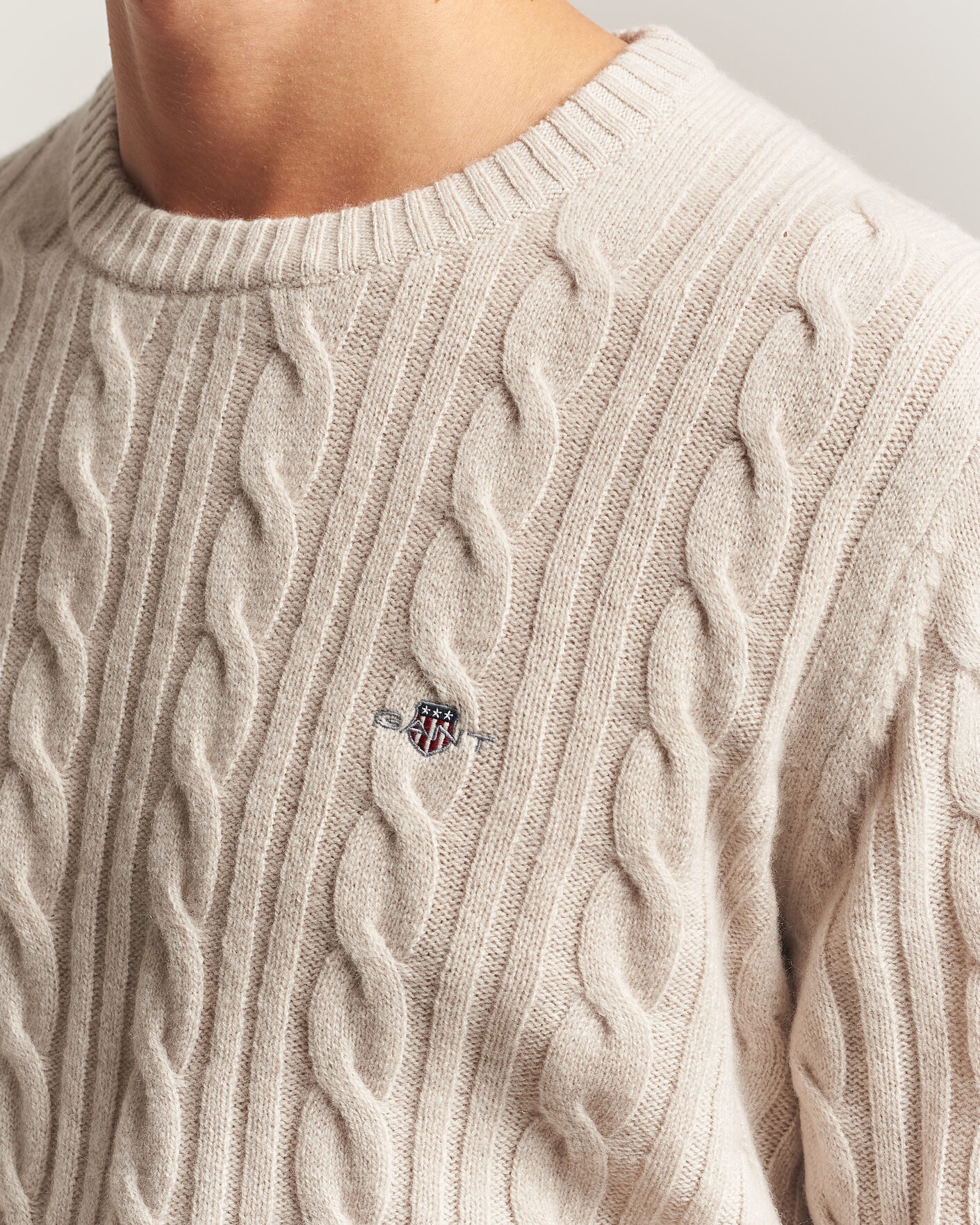 Herren | Pullover | Gant | Lambswool Cable Crew Neck Clay Beige