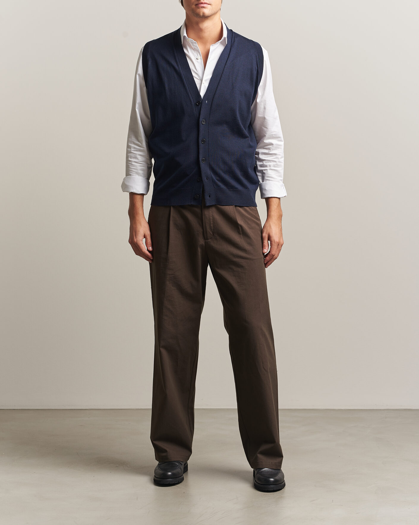 Herren | Pullover | John Smedley | Bolton Extra Fine Merino Waistcoat Midnight