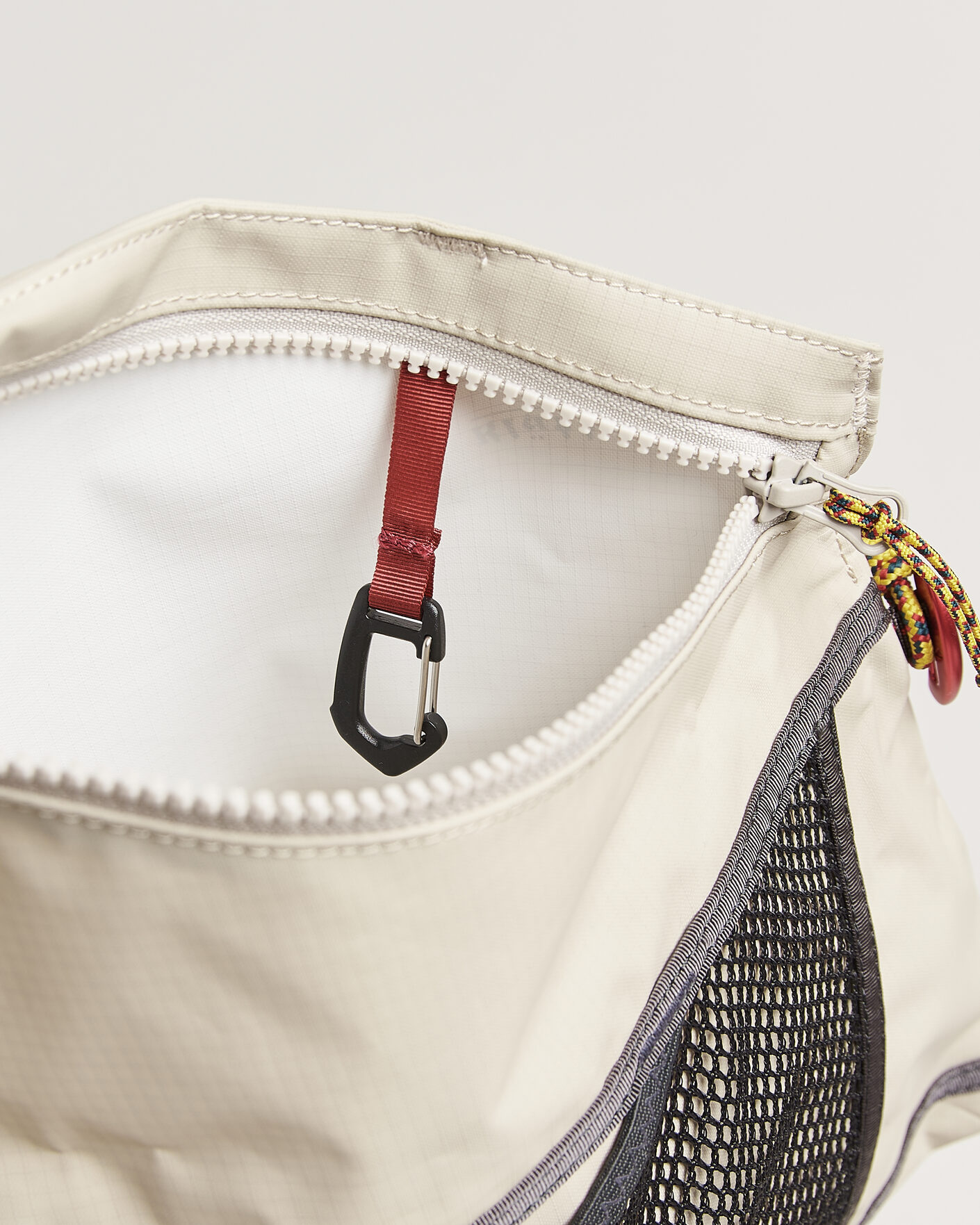 Herren | Taschen | Klättermusen | Hrid WP 3L Accessory Bag Silver Creme