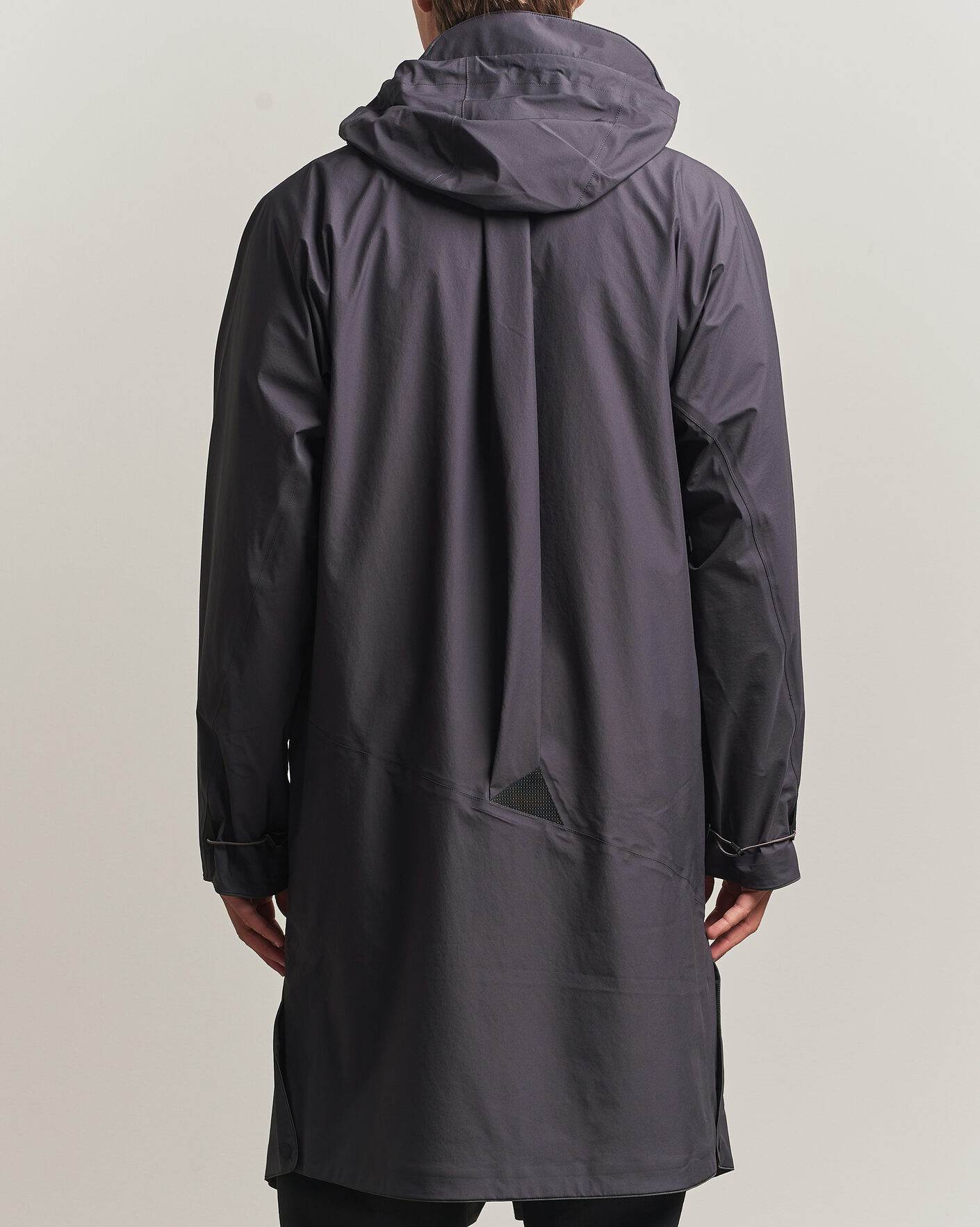 Herren | Jacken | Klättermusen | Syr Hood Parka Raven
