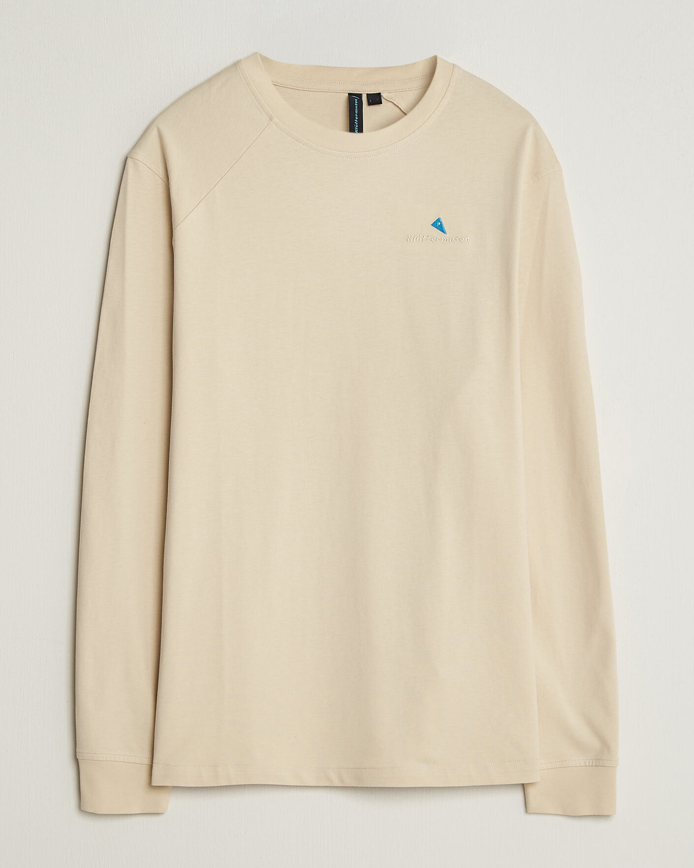Herren | T-Shirts | Klättermusen | Root Long Sleeve Logo T-Shirt Clay