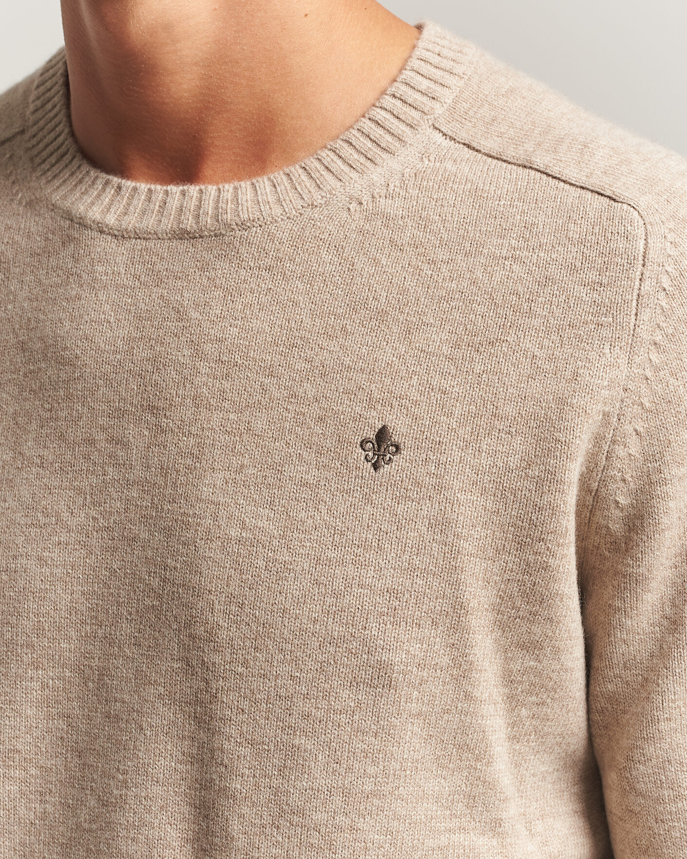 Herren | Pullover | Morris | Hertford Lambswool Crew Neck Khaki