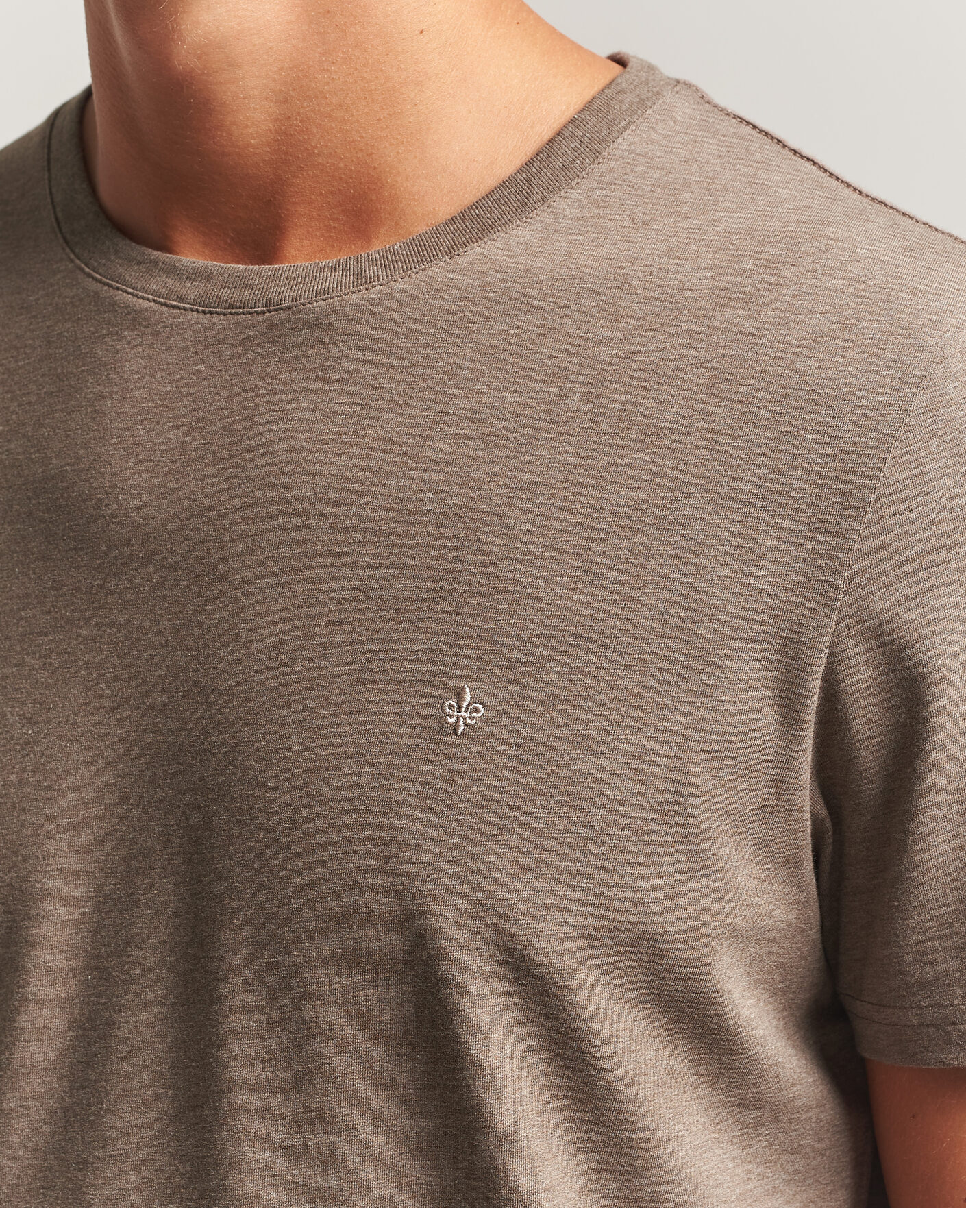 Herren | T-Shirts | Morris | James Crew Neck T-Shirt Brown