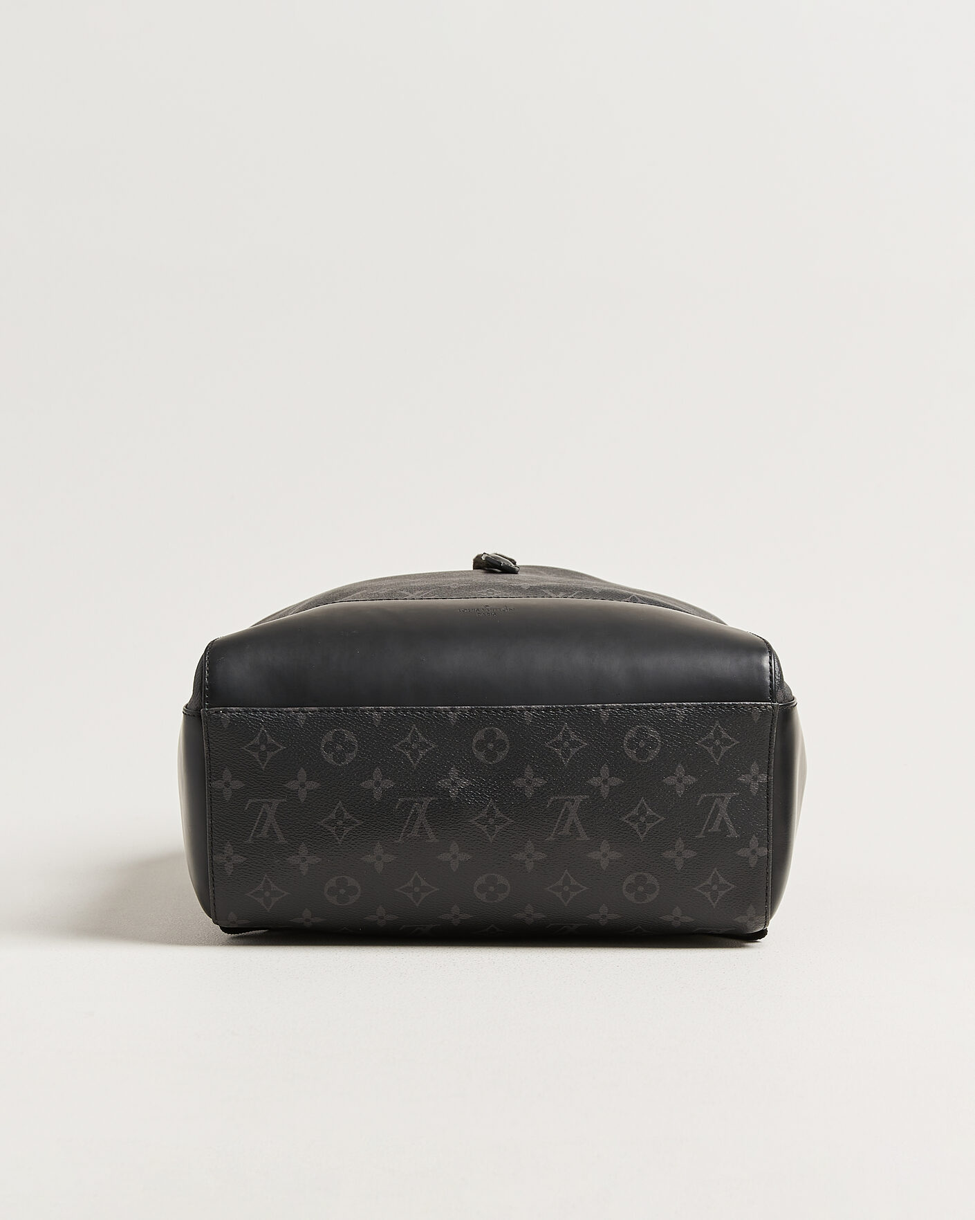 Herren | Pre-Owned & Vintage Bags | Louis Vuitton Pre-Owned | Explorer Backpack Monogram Eclipse