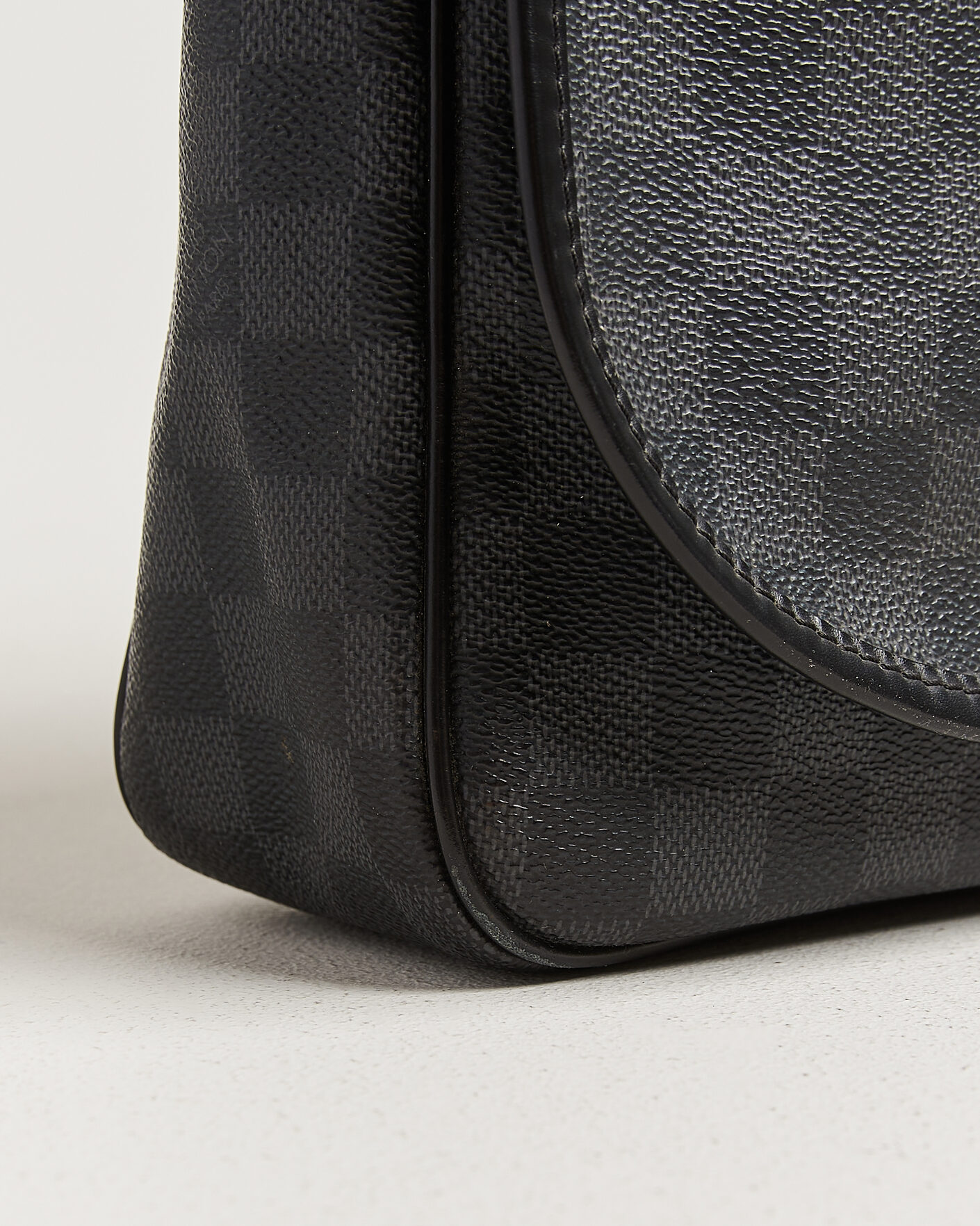 Herren | Pre-Owned & Vintage Bags | Louis Vuitton Pre-Owned | Daniel MM Shoulder Bag Damier Graphite