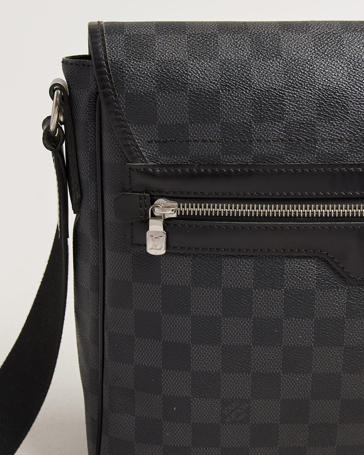 Herren | Pre-Owned & Vintage Bags | Louis Vuitton Pre-Owned | Daniel MM Shoulder Bag Damier Graphite