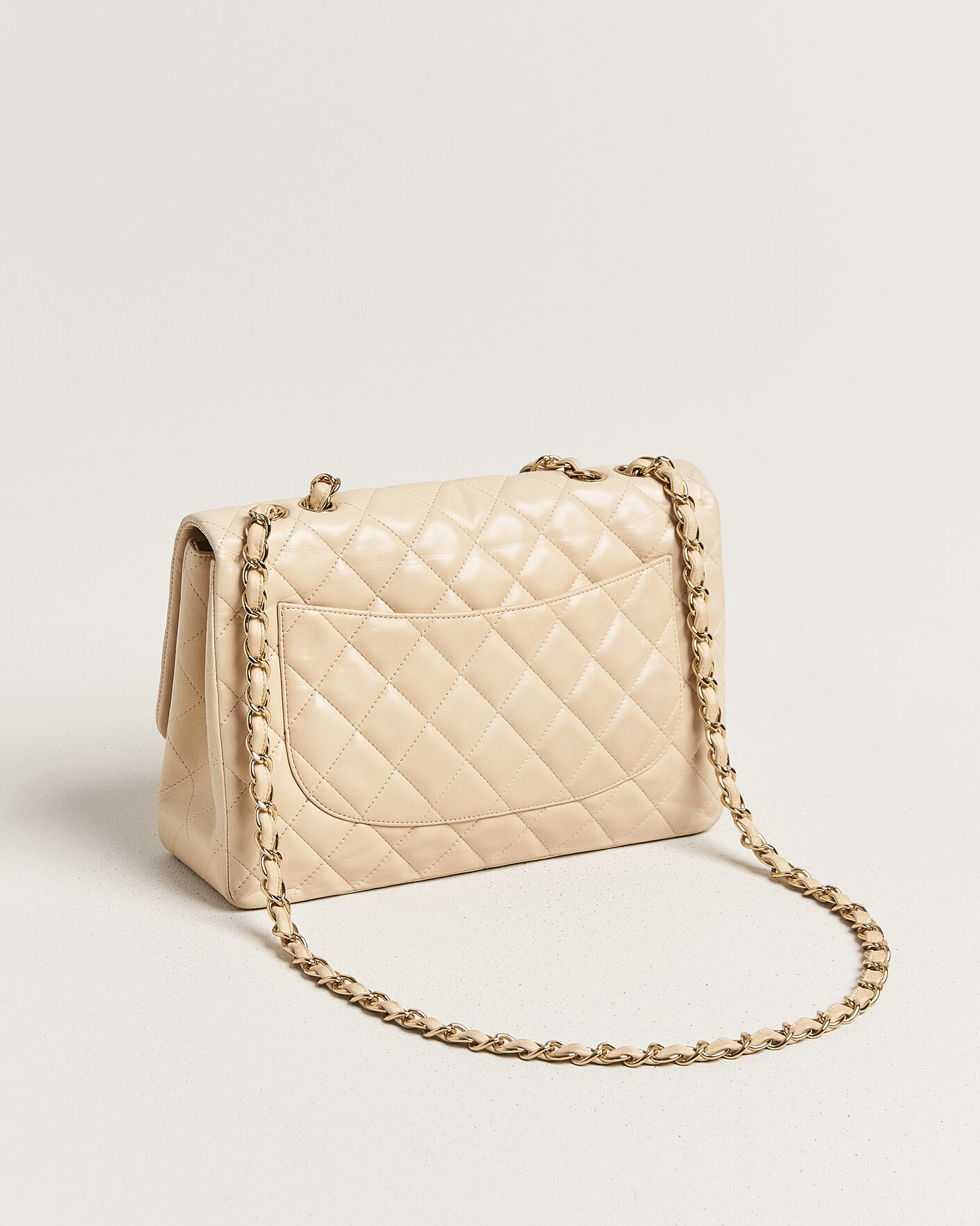 Herren | Pre-Owned & Vintage Bags | Chanel Pre-Owned | Classic Jumbo Single Flap Bag Lambskin Beige