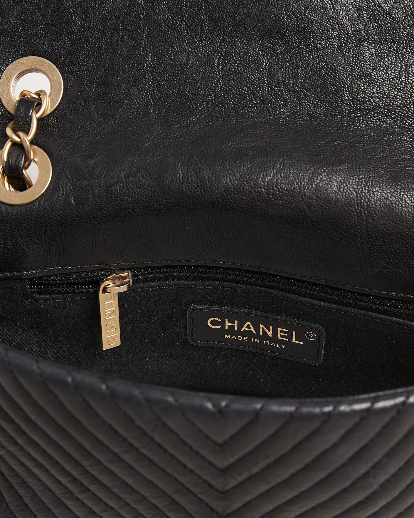 Herren | Pre-Owned & Vintage Bags | Chanel Pre-Owned | Chevron Small Flap Bag Black