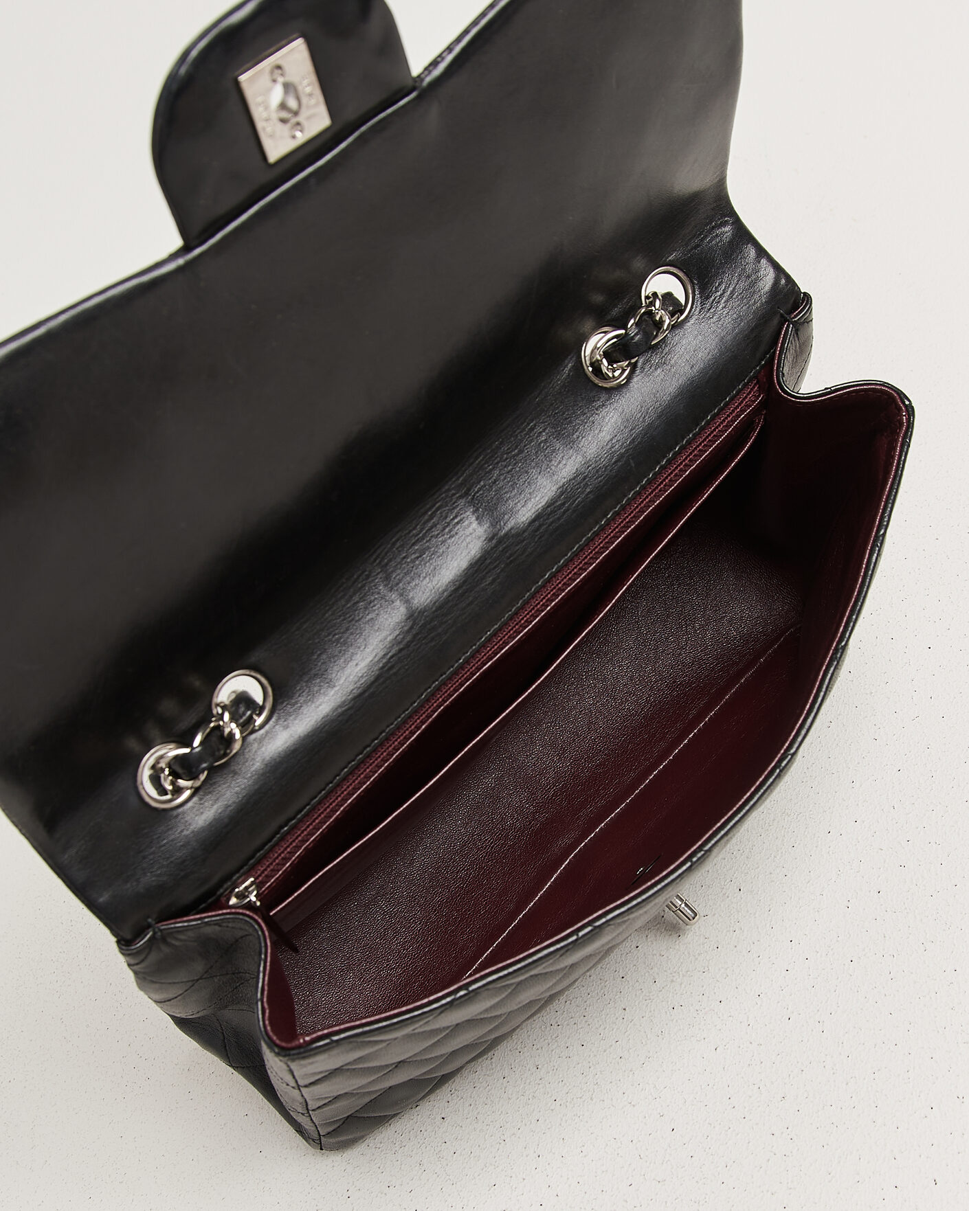 Herren | Chanel Pre-Owned Classic Jumbo Single Flap Bag Lambskin Black | Chanel Pre-Owned | Classic Jumbo Single Flap Bag Lambskin Black