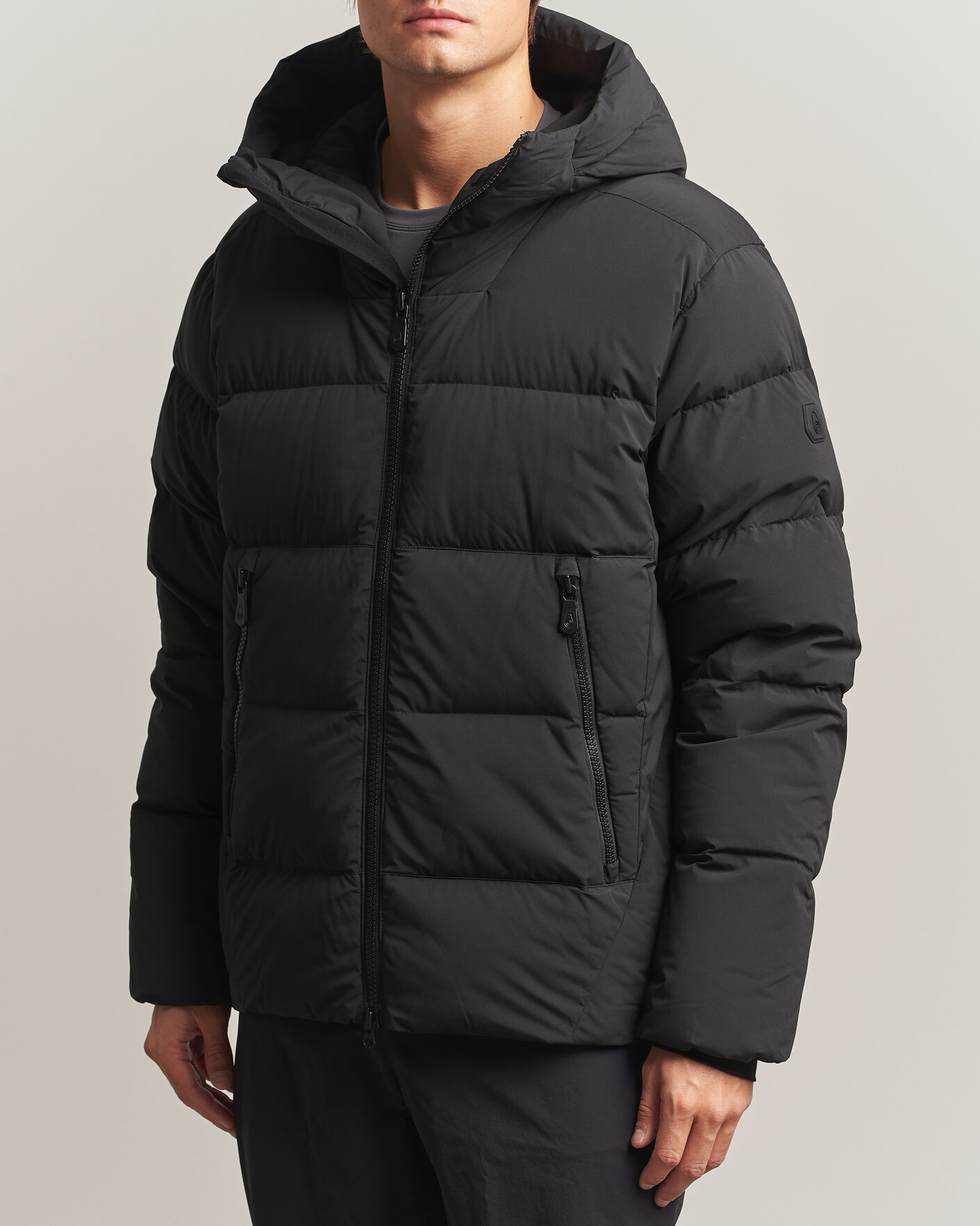 Herren | Jacken | Sail Racing | Cloud Stretch Down Hooded Jacket Carbon