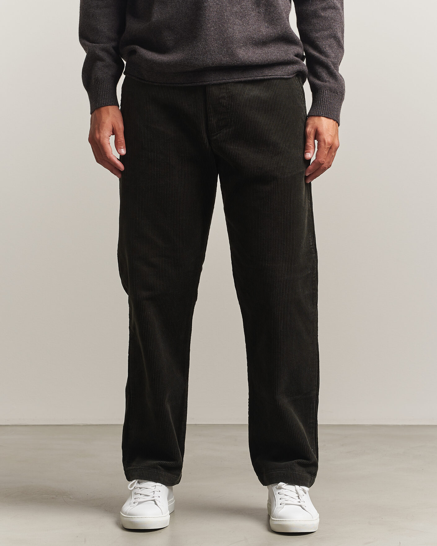 Herren | Hosen | NN07 | Aden Regular Fit Corduroy Chinos Dark Army