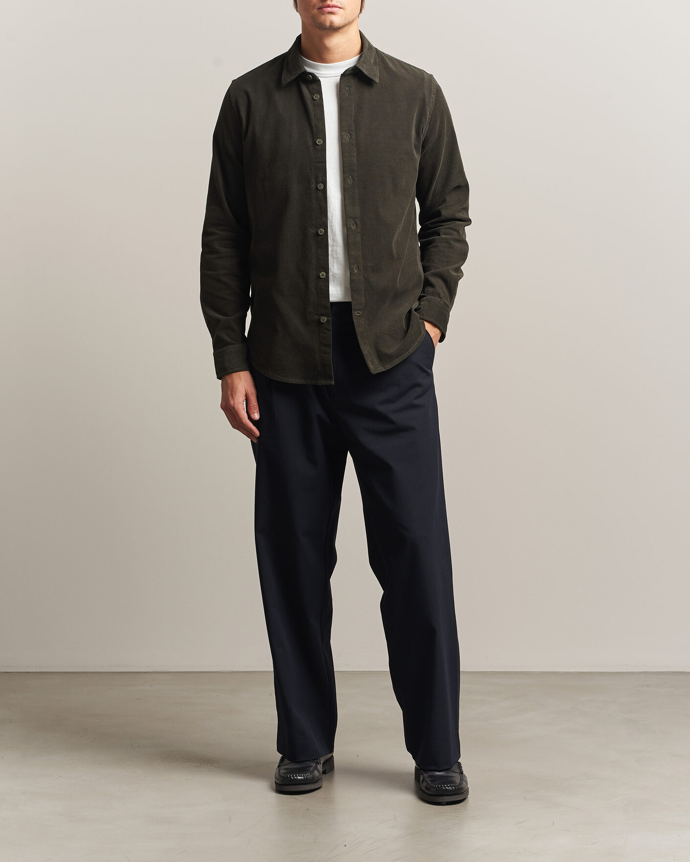 Herren | Hemden | NN07 | Asher Baby Cord Shirt Capers Green