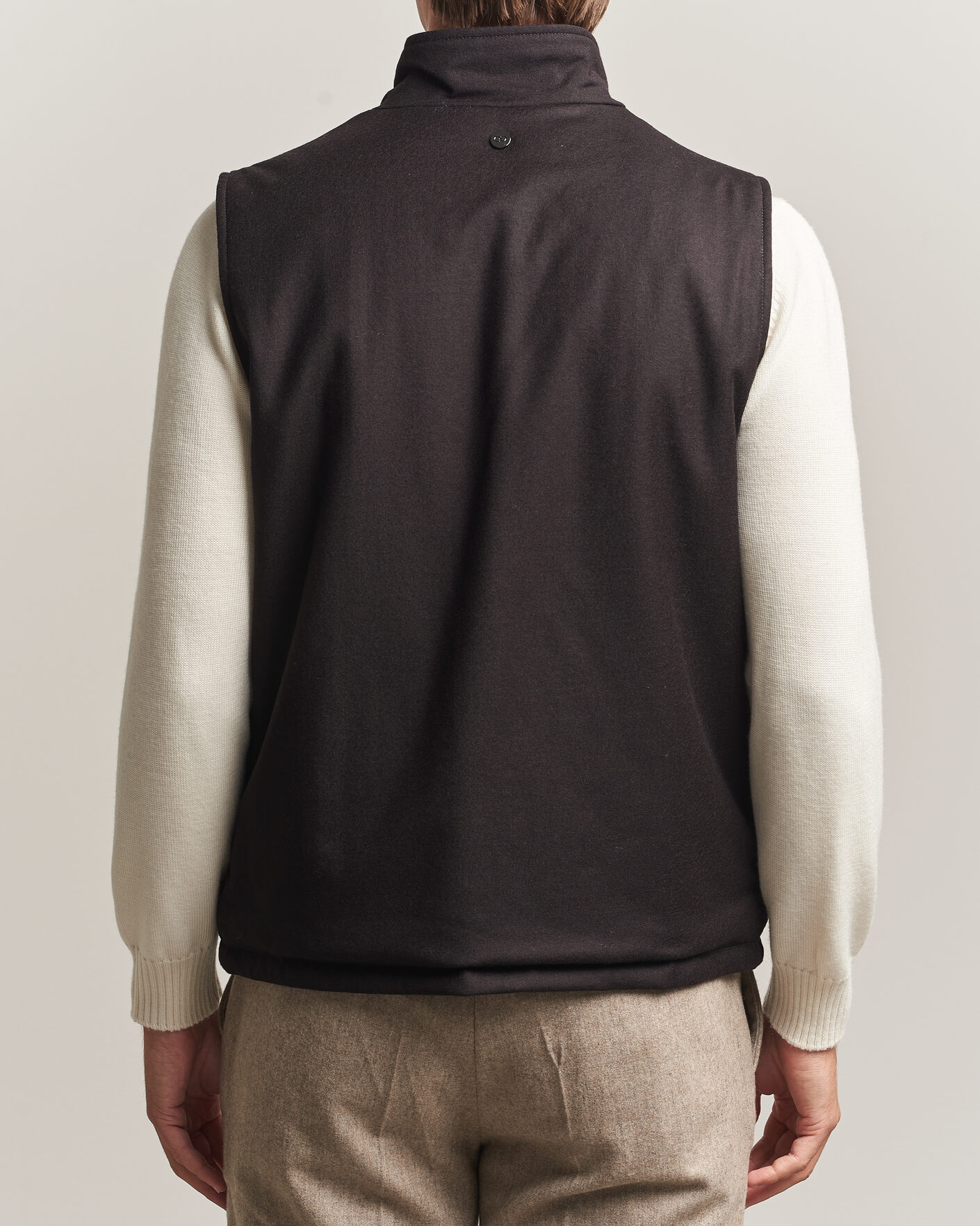 Herren | Westen | Oscar Jacobson | Nylon/Wool Reversible Vest Brown