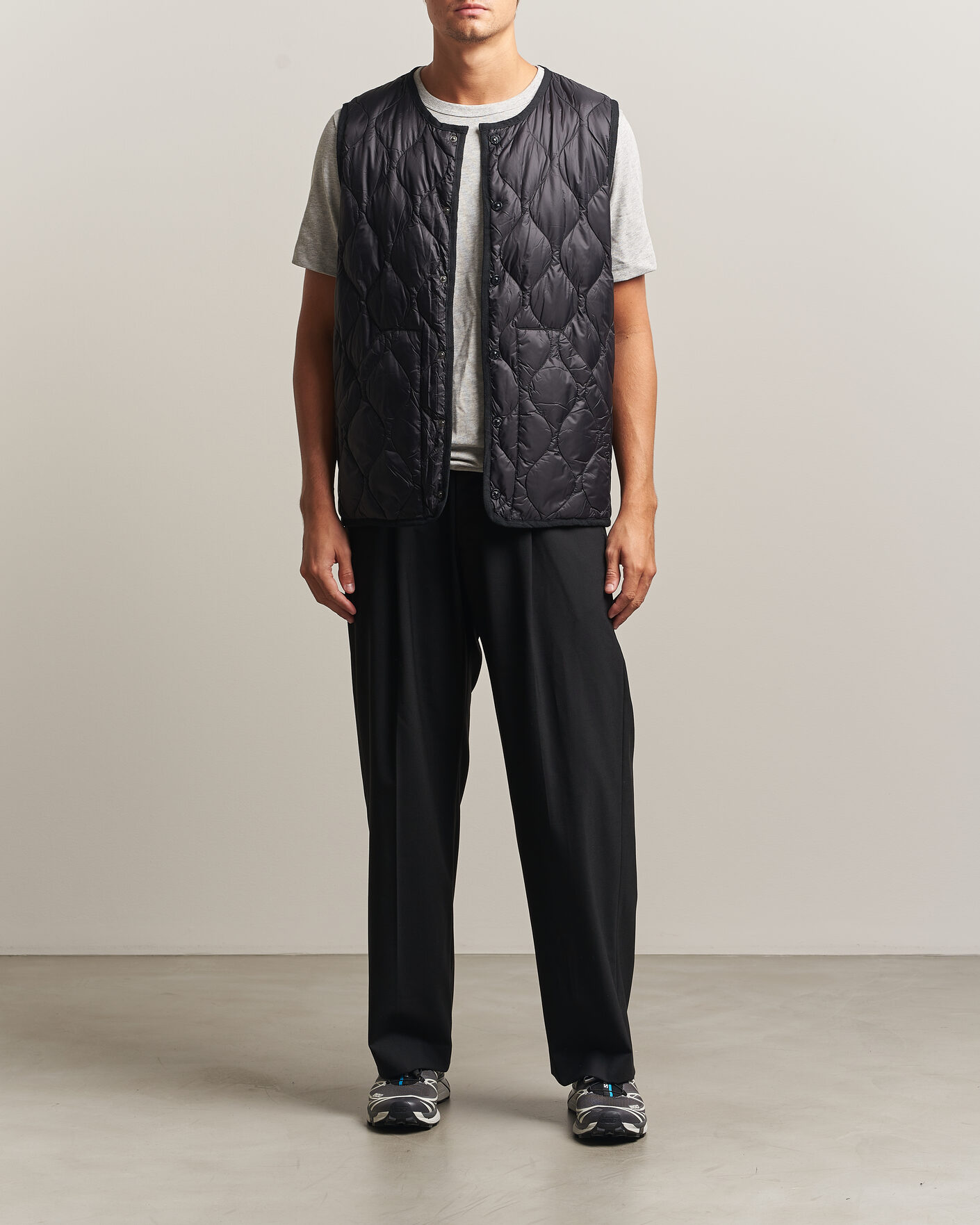 Herren | Westen | TAION | Military Crew Neck Down Vest Black
