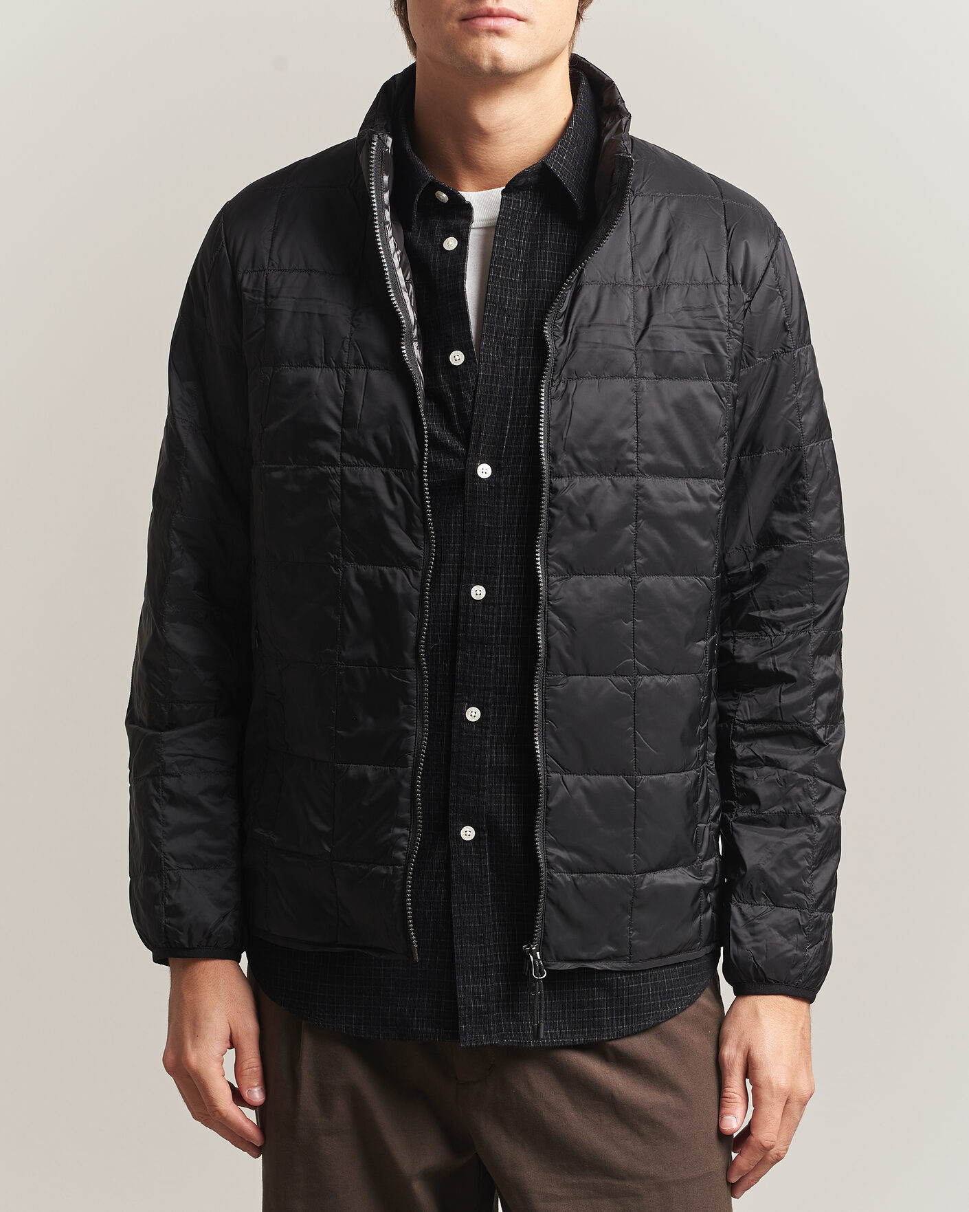 Herren | Jacken | TAION | High Neck Full Zip Lightweight Down Jacket Black