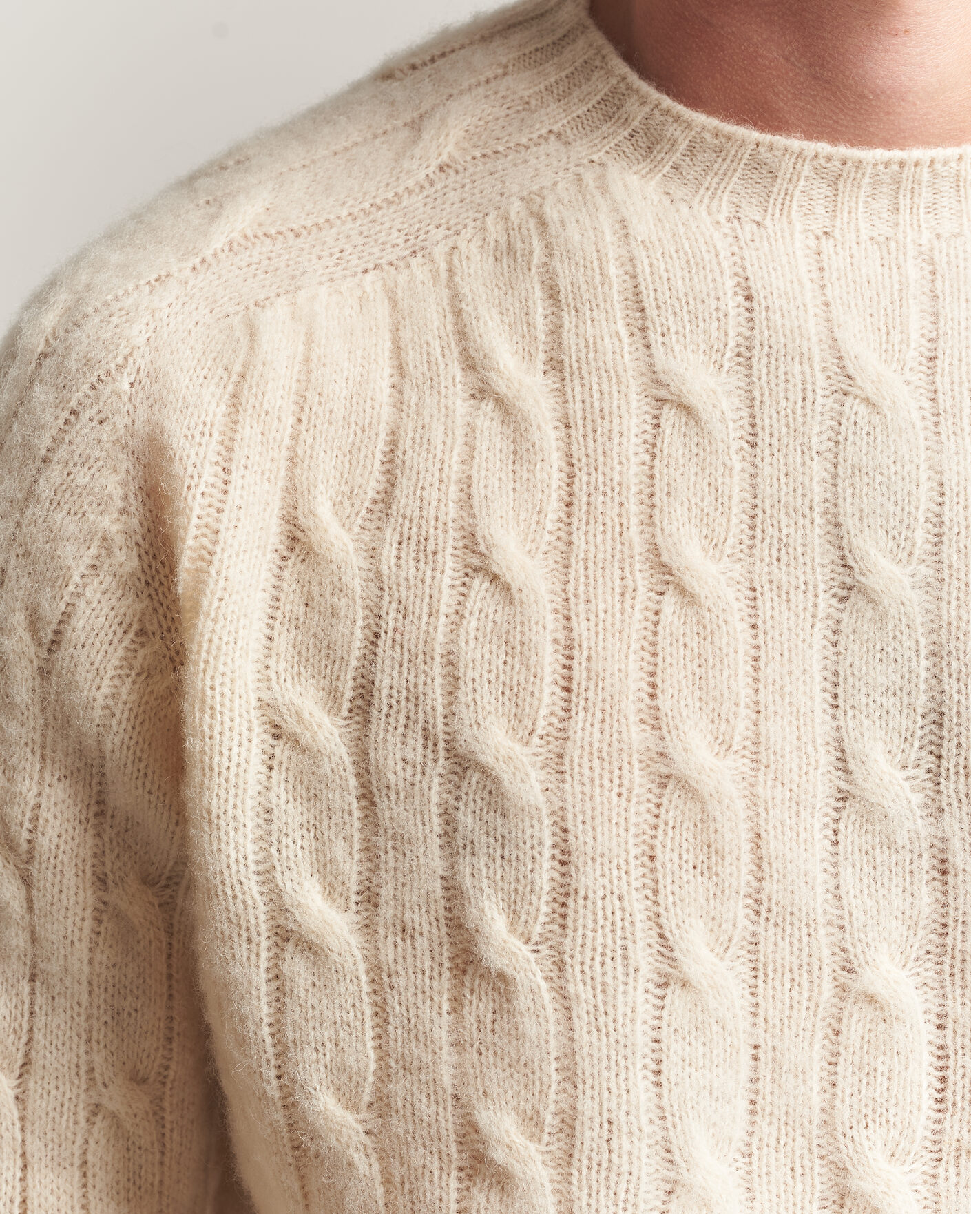 Herren | Pullover | Harley Of Scotland | Brushed Supersoft Lambswool Cable Vanilla