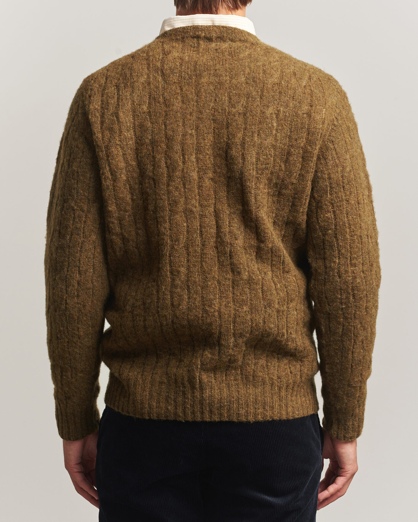 Herren | Pullover | Drake's | Brushed Shetland Cable Crew Moorland Olive