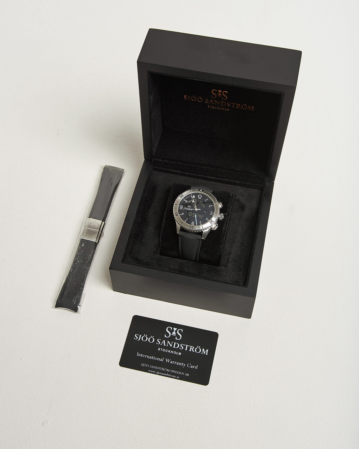Herren | Pre-Owned & Vintage Watches | Sjöö Sandström Pre-Owned | UTC Skydiver