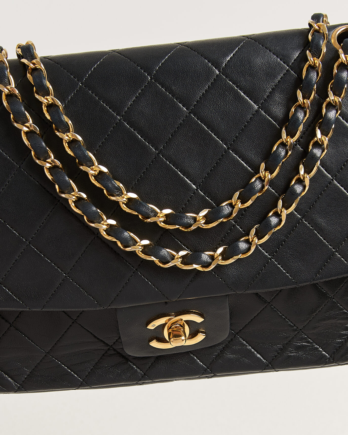Herren | Pre-Owned & Vintage Bags | Chanel Pre-Owned | Vintage Classic Flap Bag Lambskin Black