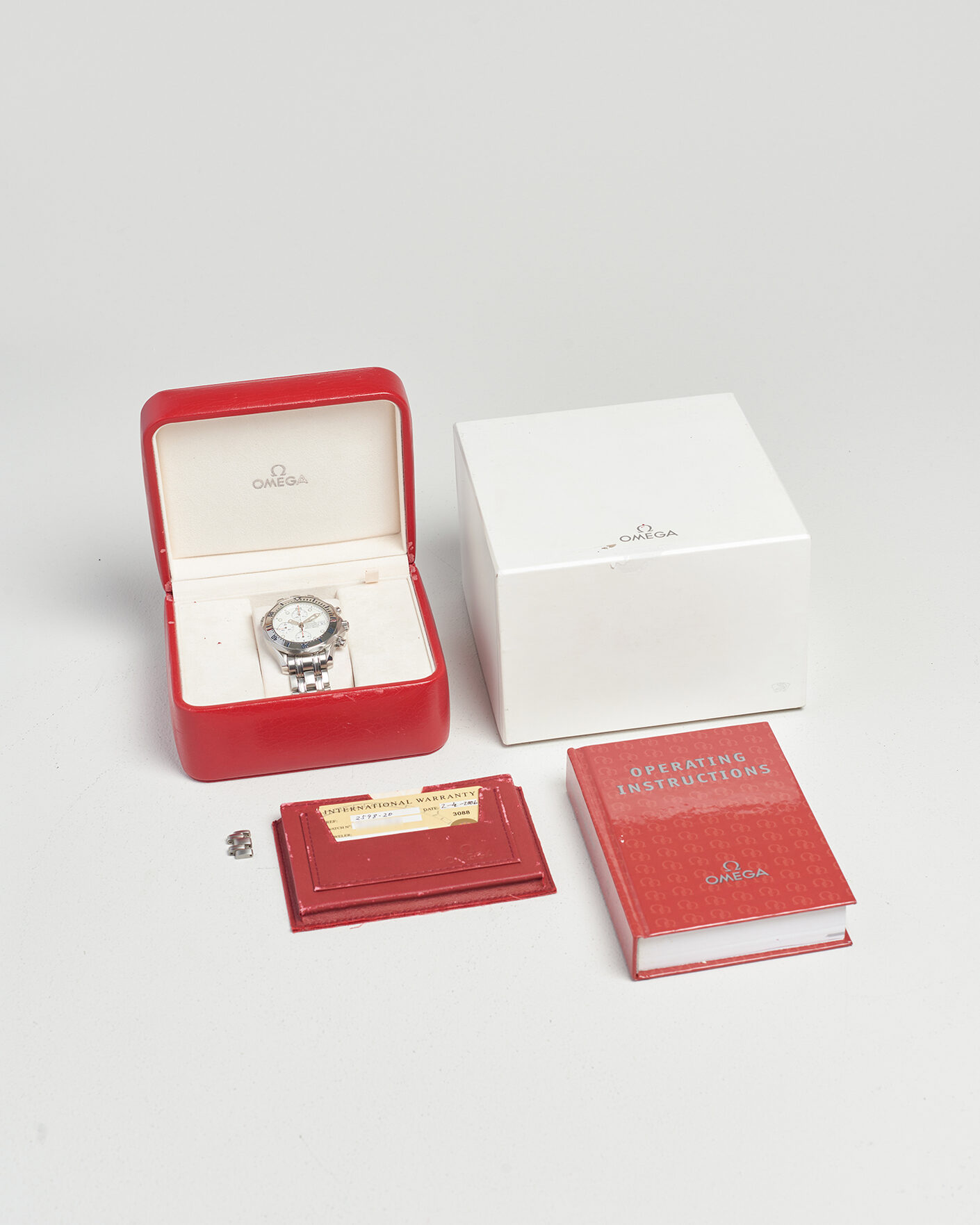 Herren | Pre-Owned & Vintage Watches | Omega Pre-Owned | Seamaster 300M Chrono