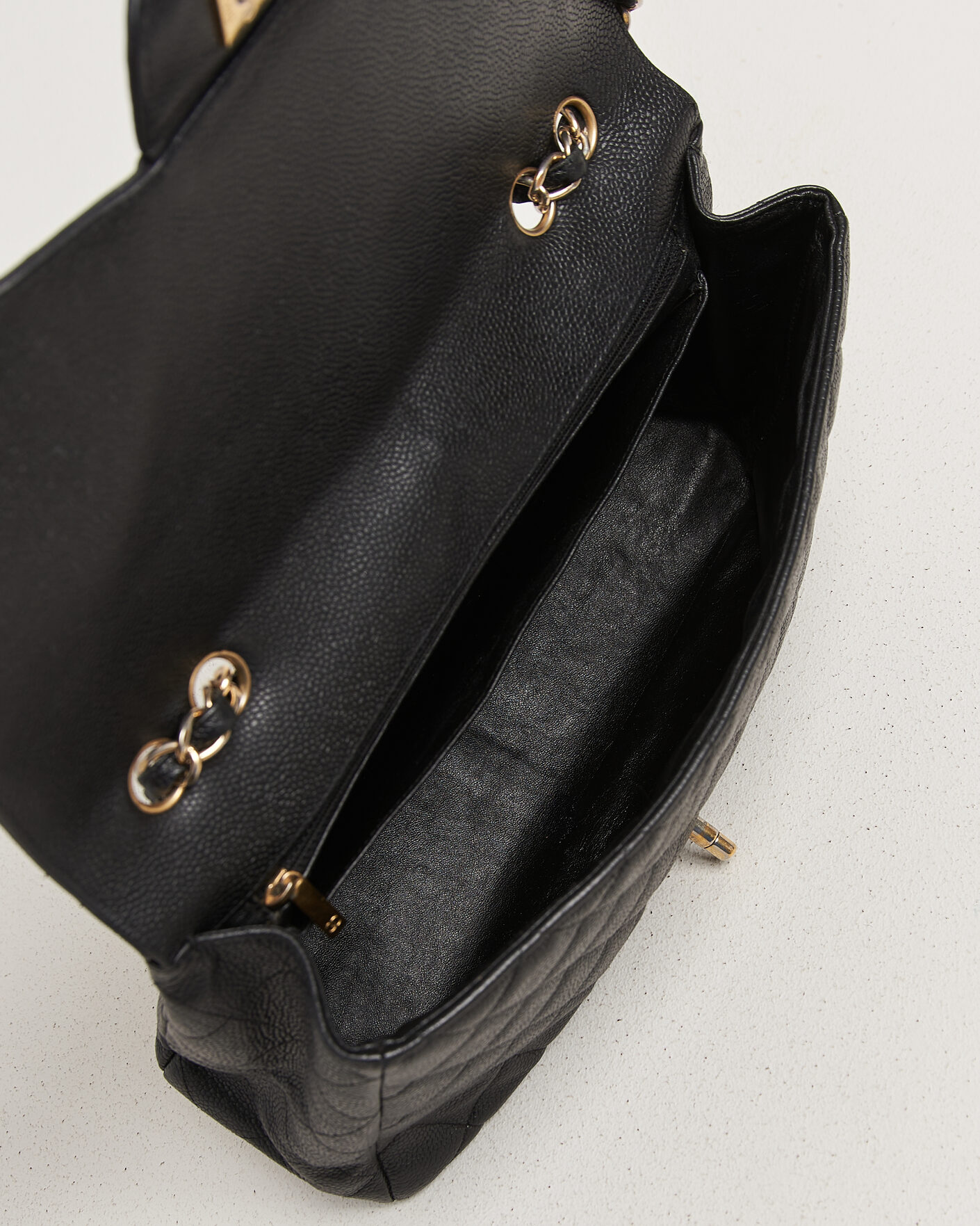Herren | Pre-Owned & Vintage Bags | Chanel Pre-Owned | Classic Jumbo Single Flap Bag Caviar Black