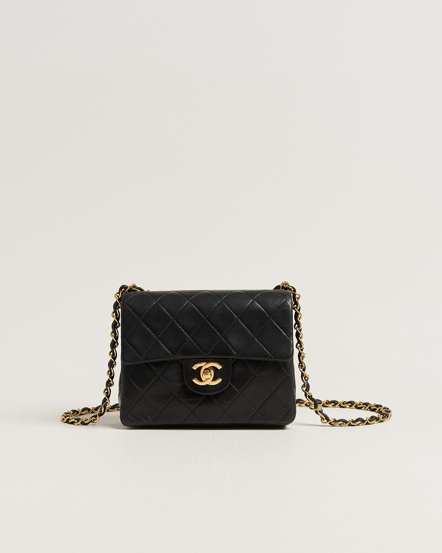 Herren | Pre-Owned & Vintage Bags | Chanel Pre-Owned | Classic Mini Square Single Flap Bag Lambskin Black