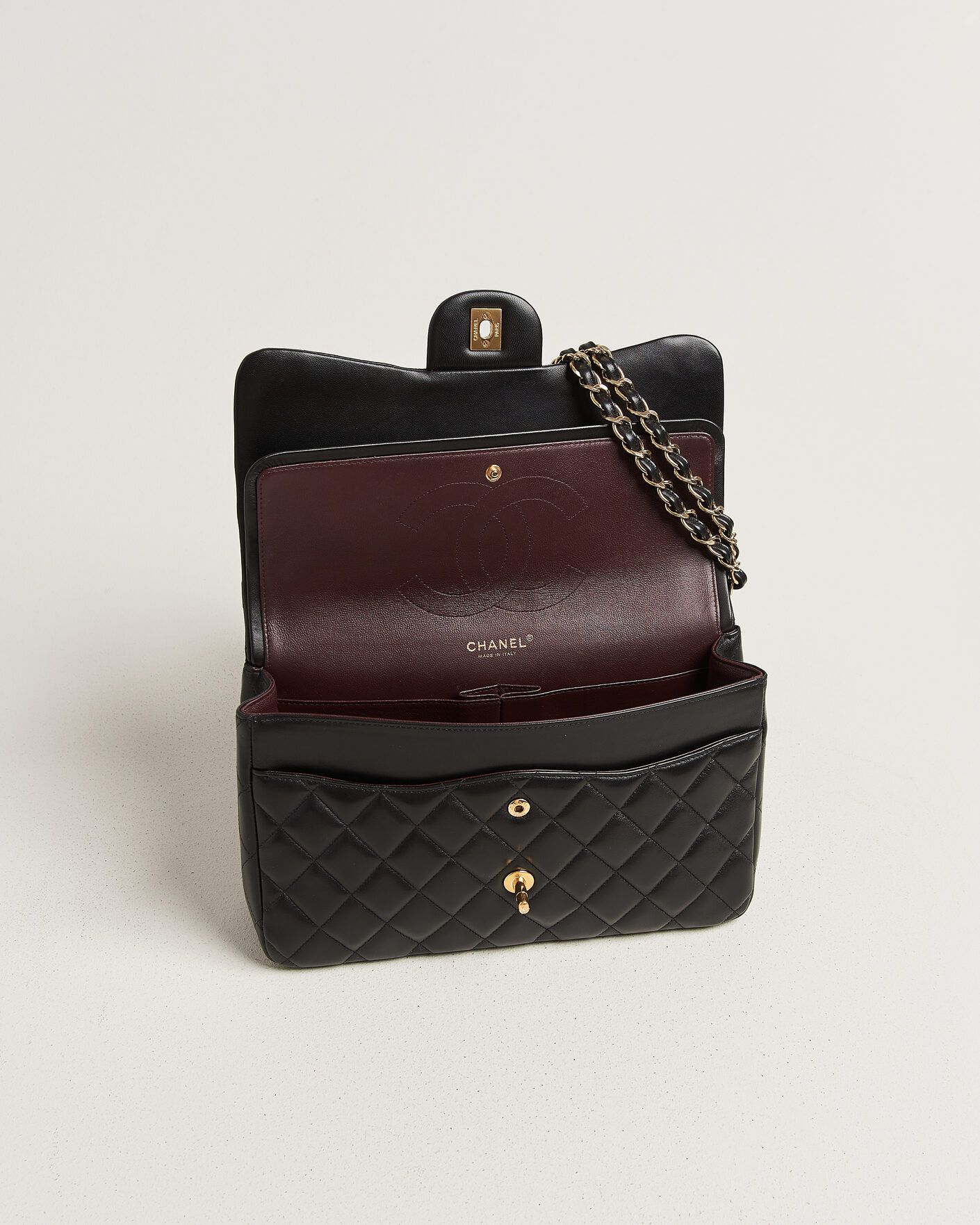Herren | Pre-Owned & Vintage Bags | Chanel Pre-Owned | Classic Jumbo Double Flap Bag Lambskin Black